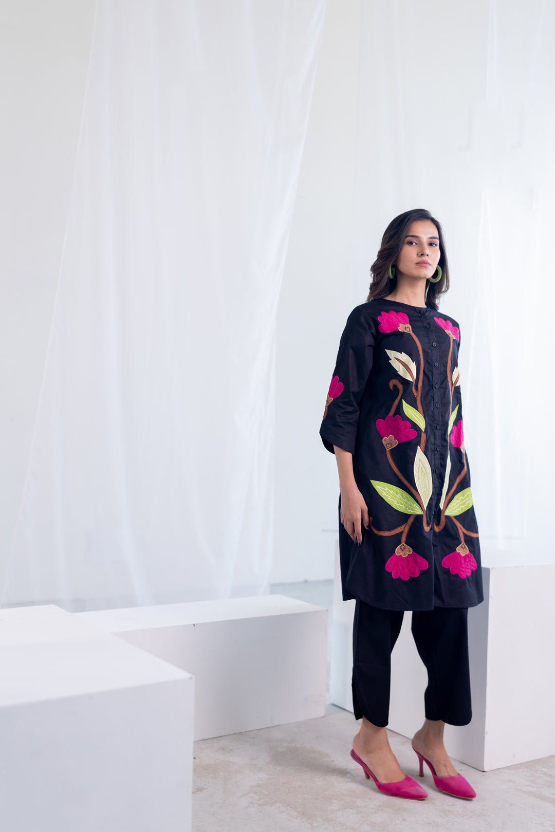 Flowers on Embers Applique Tunic Set - CiceroniKurta, Everyday WearSilai Studio