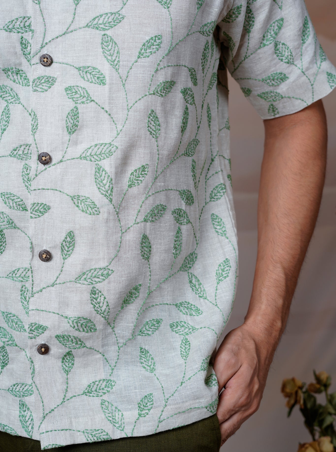 Forest Fern - Hand Embroidered Unisex Linen Shirt - CiceroniShirtsCultura Studio