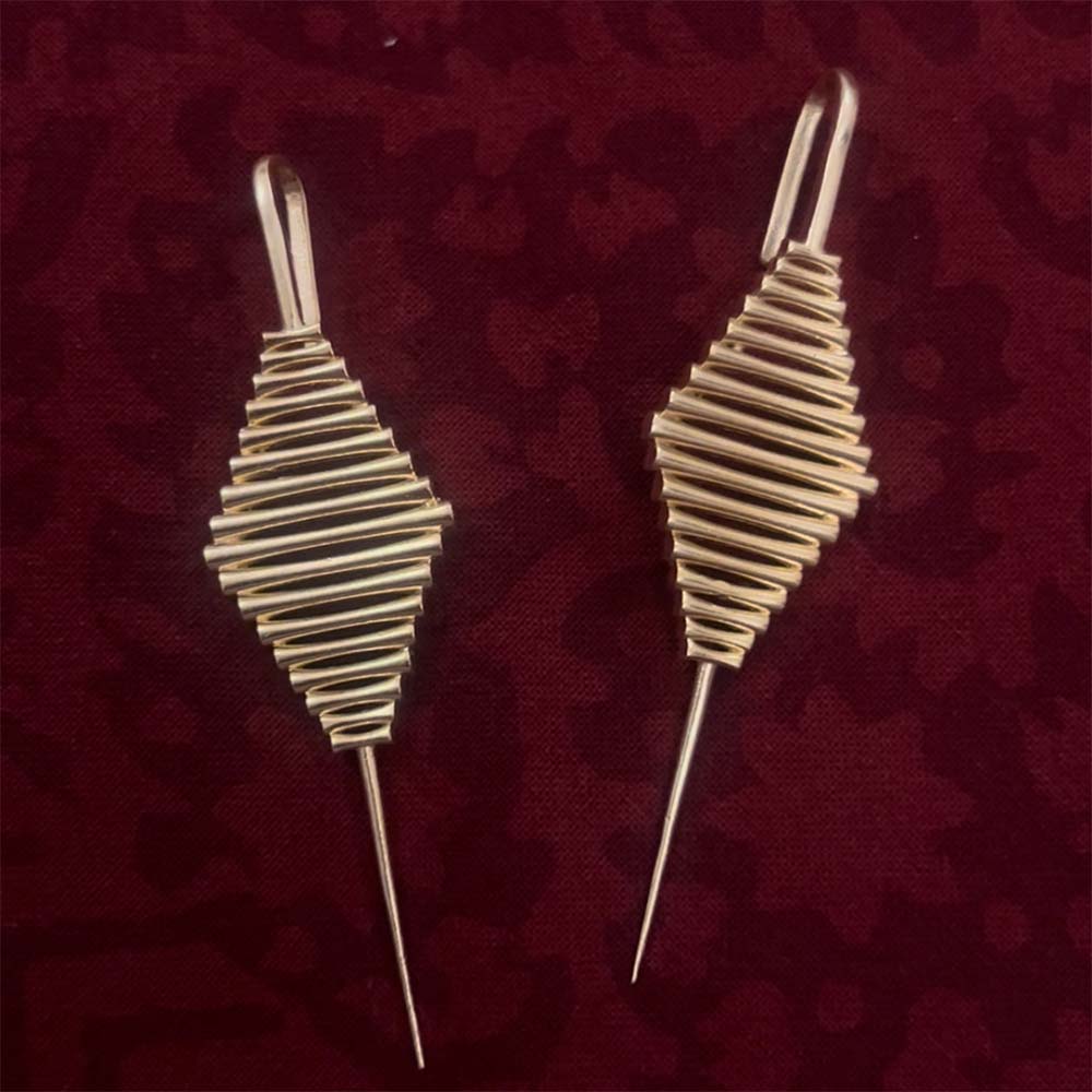 Gold Beam Earcuff - CiceroniEarcuffUnbent
