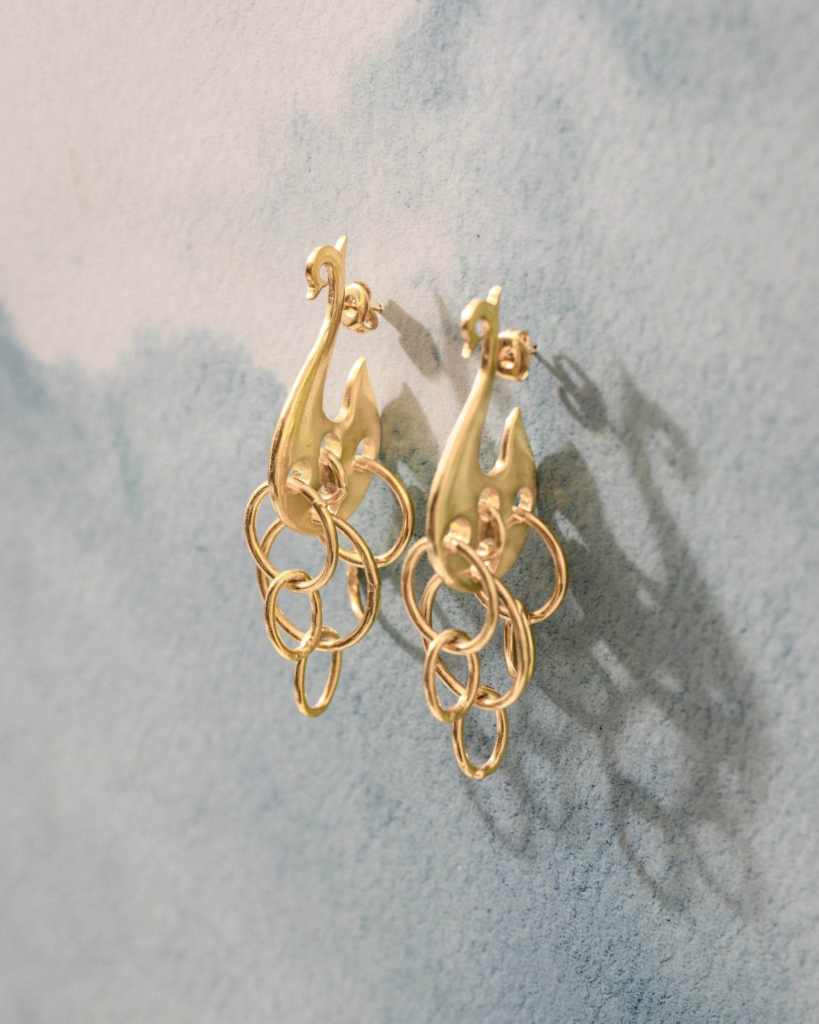 Gold Swan Link Danglers - CiceroniEarringUnbent