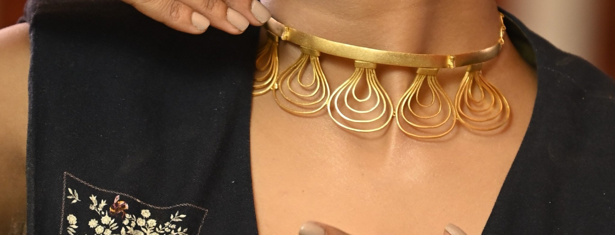 Golden Groove Choker - CiceroniChokerZaza by Somya