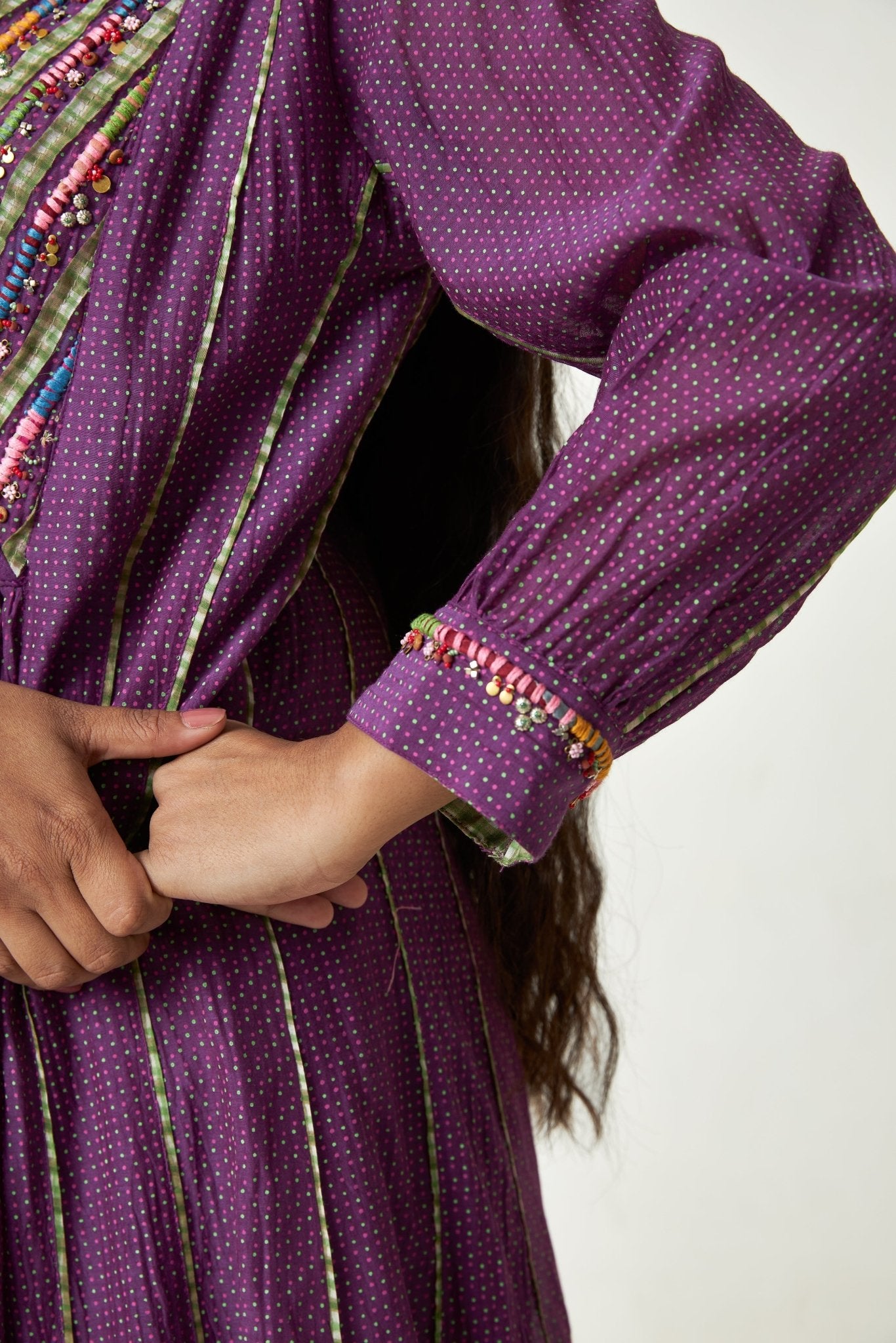 Grape Sun Embroidered Kurta Set - CiceroniKurta SetPants and Pajamas