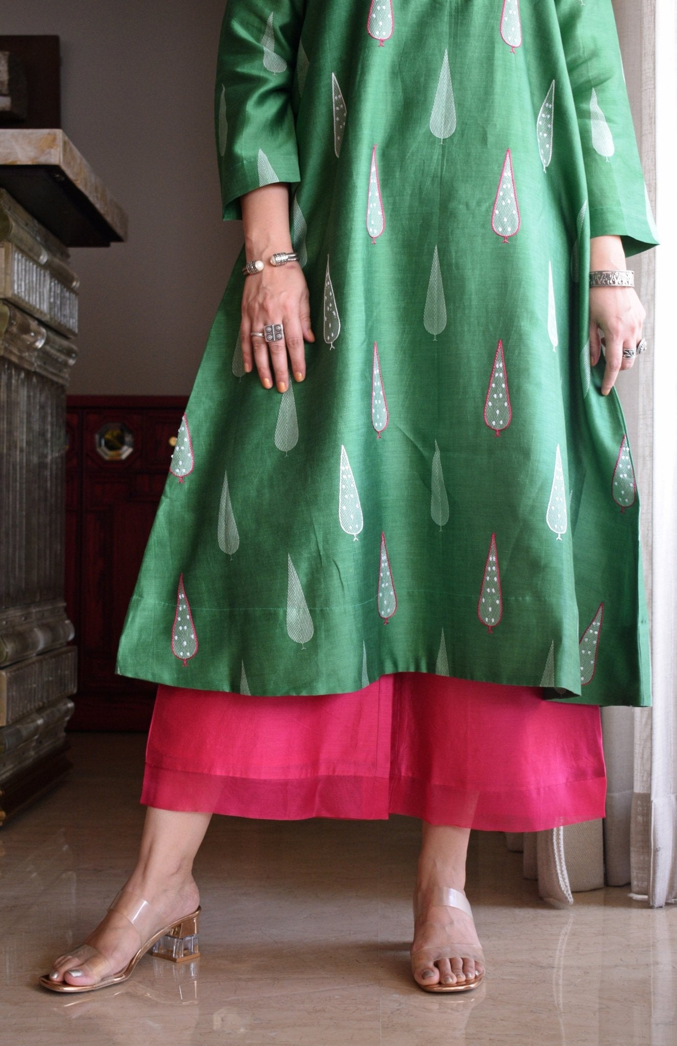 Green Chanderi Kurta with Rani Pink Chanderi Pyjama - CiceroniKurta Set, Festive wearHouse of Moxa