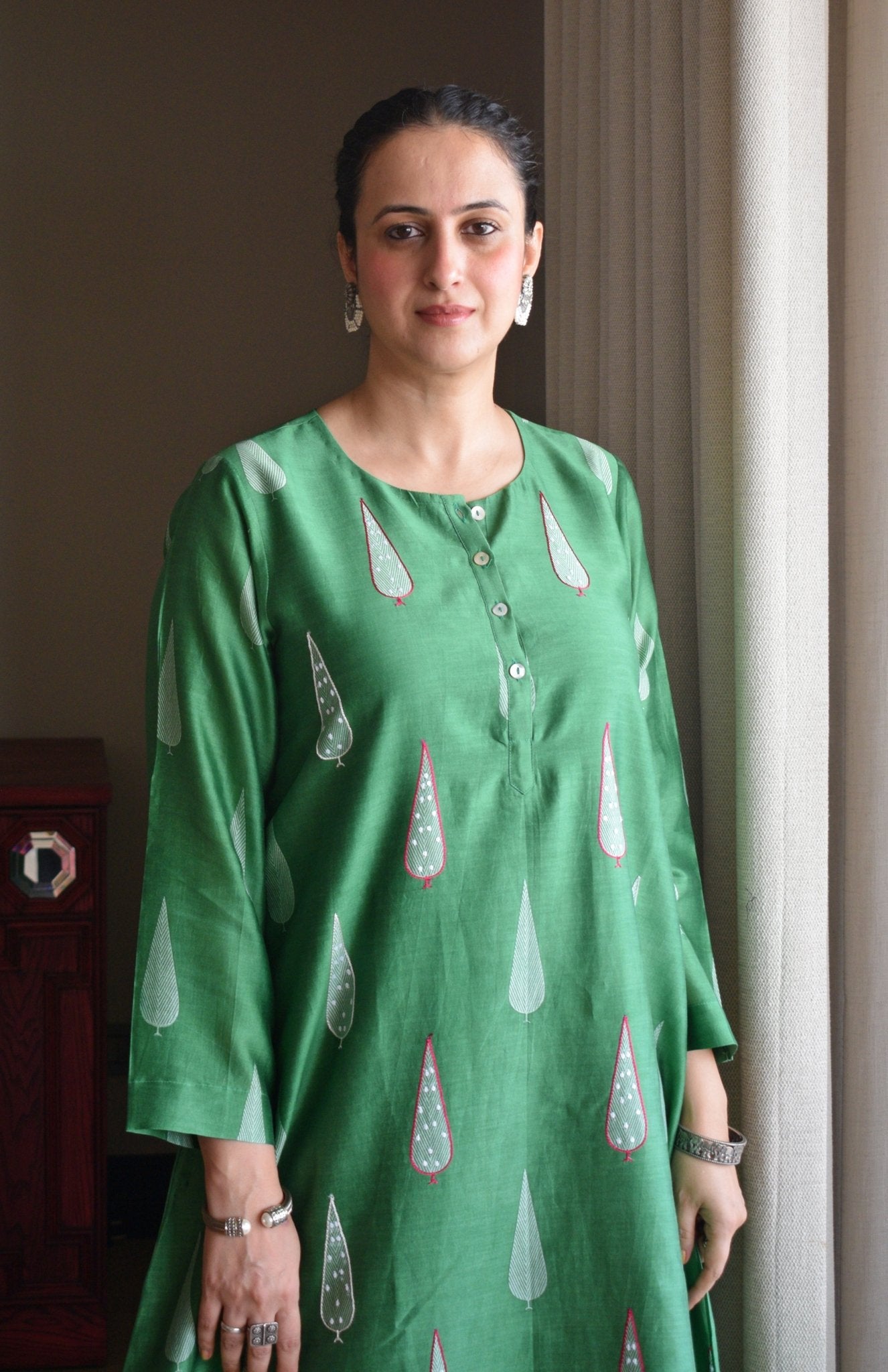 Green Chanderi Kurta with Rani Pink Chanderi Pyjama - CiceroniKurta Set, Festive wearHouse of Moxa