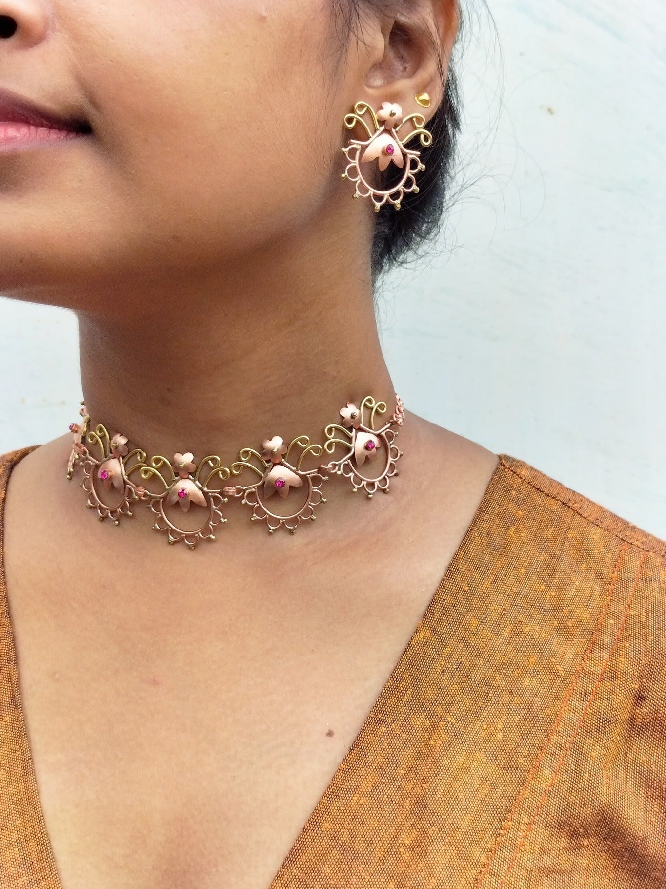 Gul Set - CiceroniNecklace SetPiku