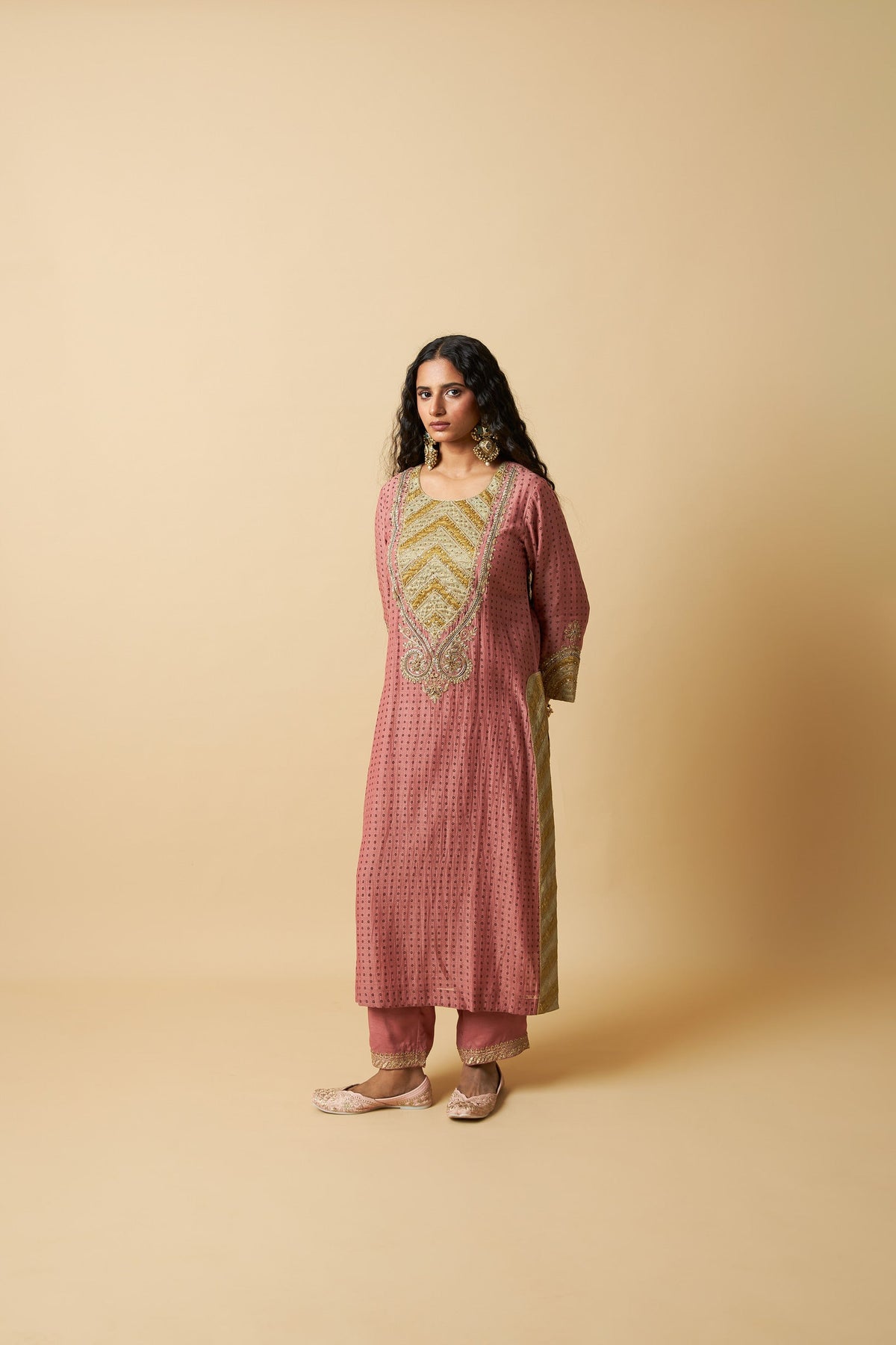 Gulabi Ghoomar Embroidered Kurta Set- Set of 3 - CiceroniKurta Set, Festive WearPants and Pajamas