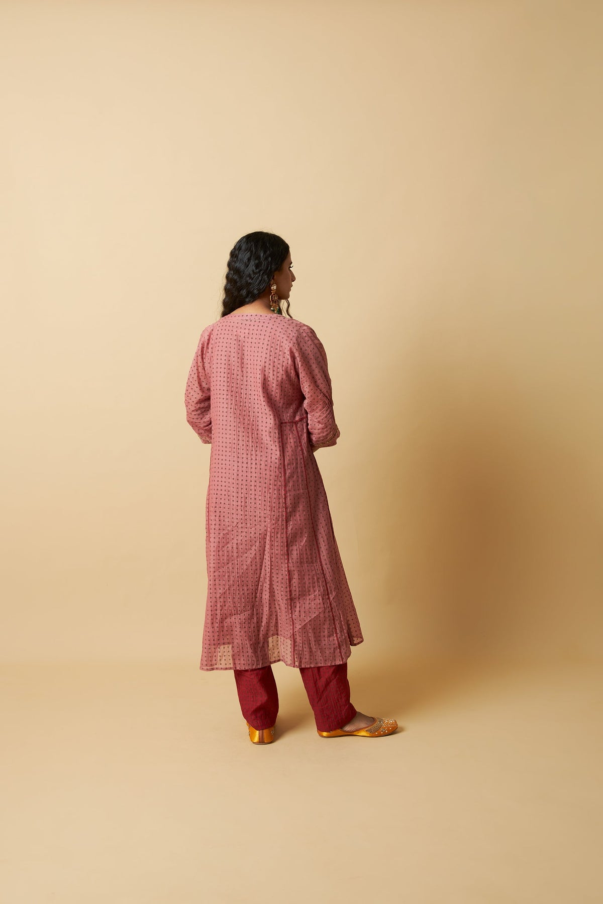 Gulabi Koyal Embroidered Co-ord Set- Set of 2 - CiceroniKurta Set, Festive WearPants and Pajamas