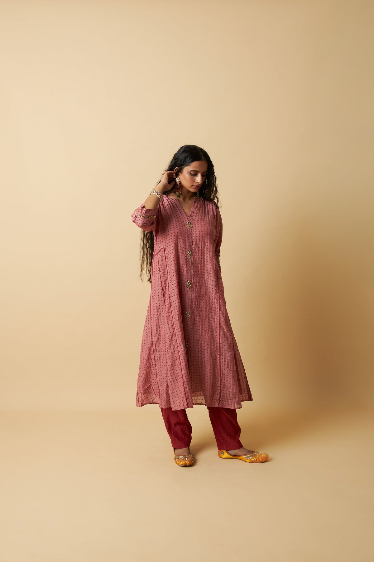 Gulabi Koyal Embroidered Co-ord Set- Set of 2 - CiceroniKurta Set, Festive WearPants and Pajamas