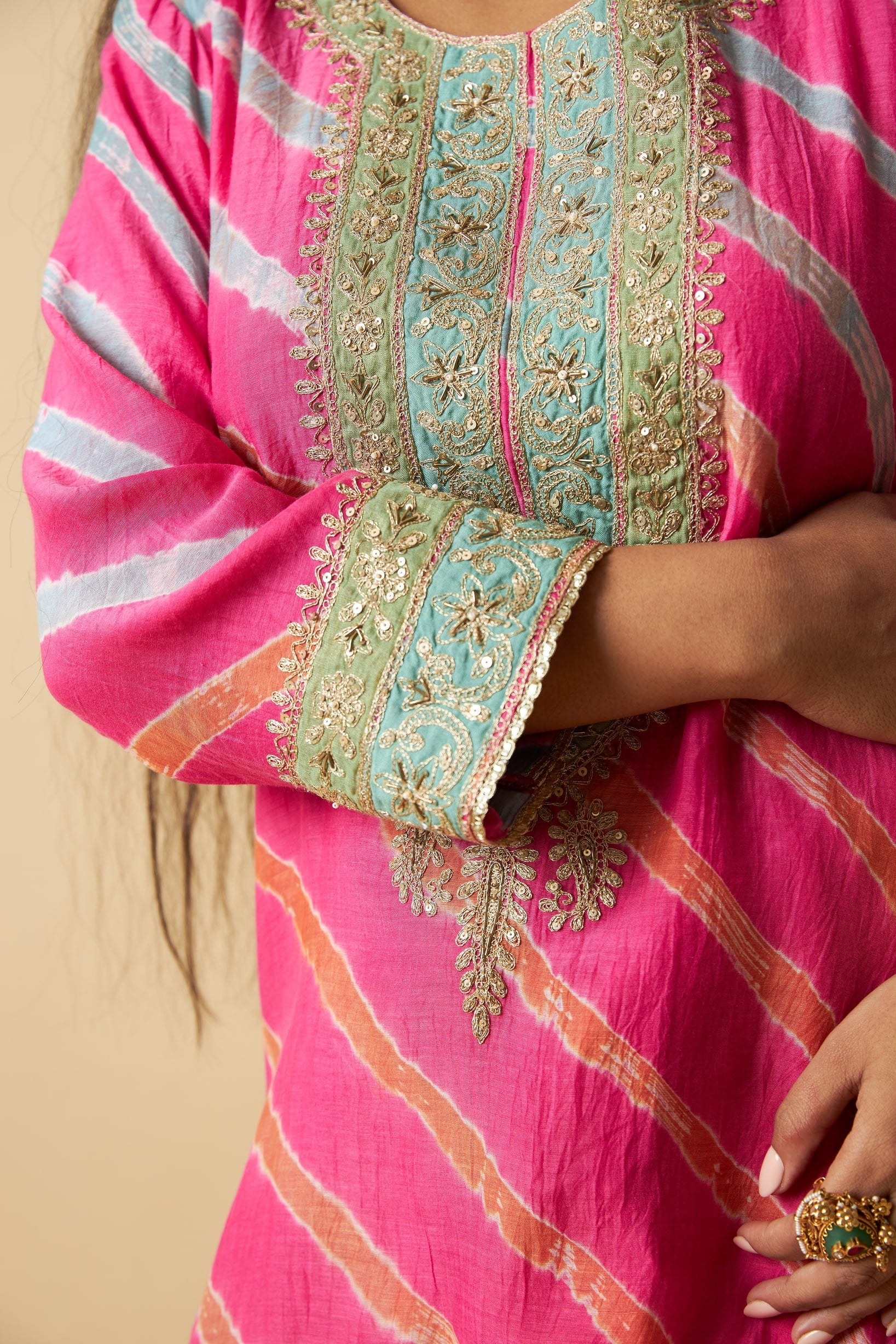 Gulnaar Gulabi Embroidered Kurta Set- Set of 3 - CiceroniKurta Set, Festive WearPants and Pajamas