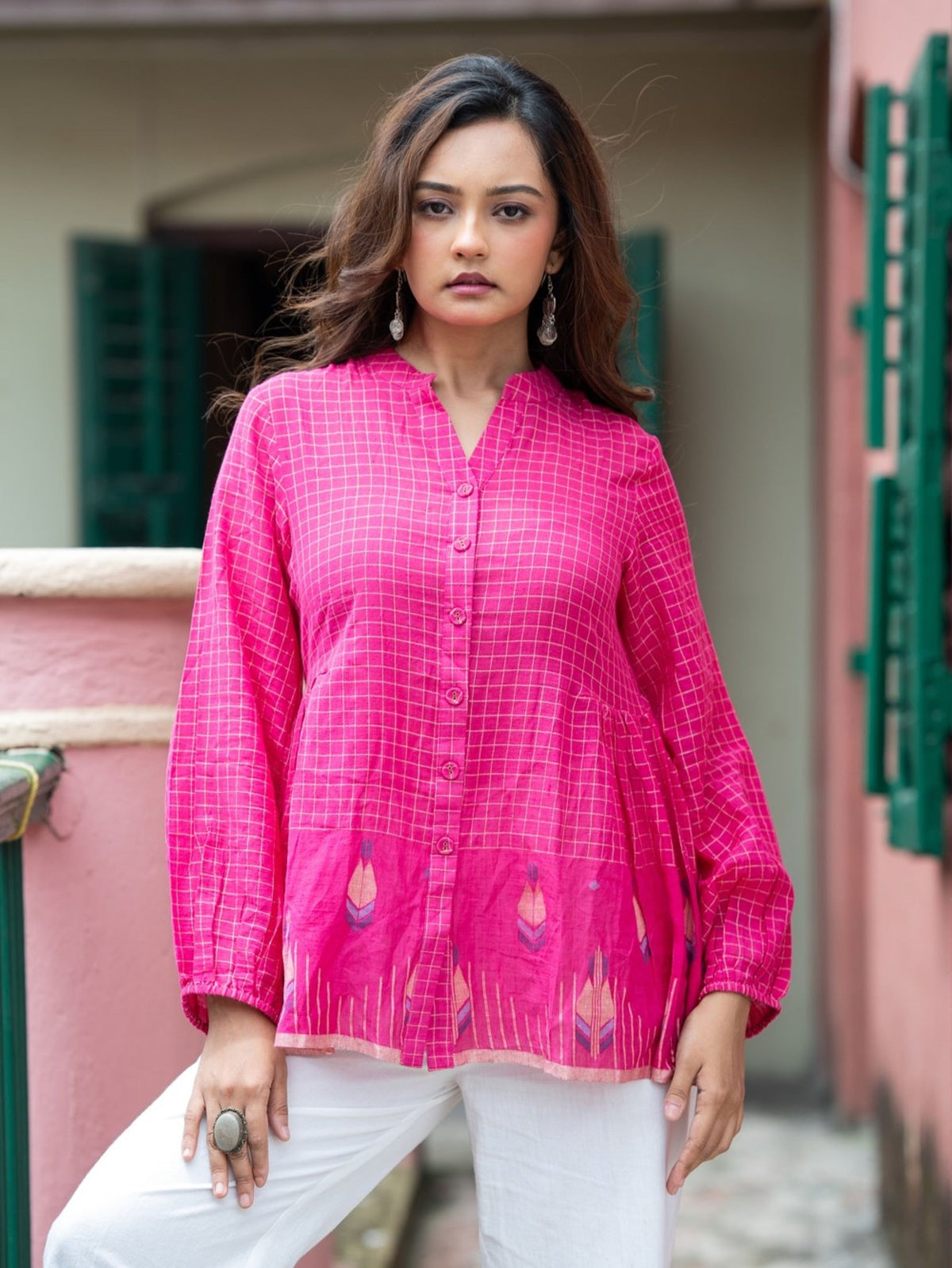 Gulnaar Pink Khadi Handwoven Jamdani Cotton Top - CiceroniTopsSutra Art of Clothing