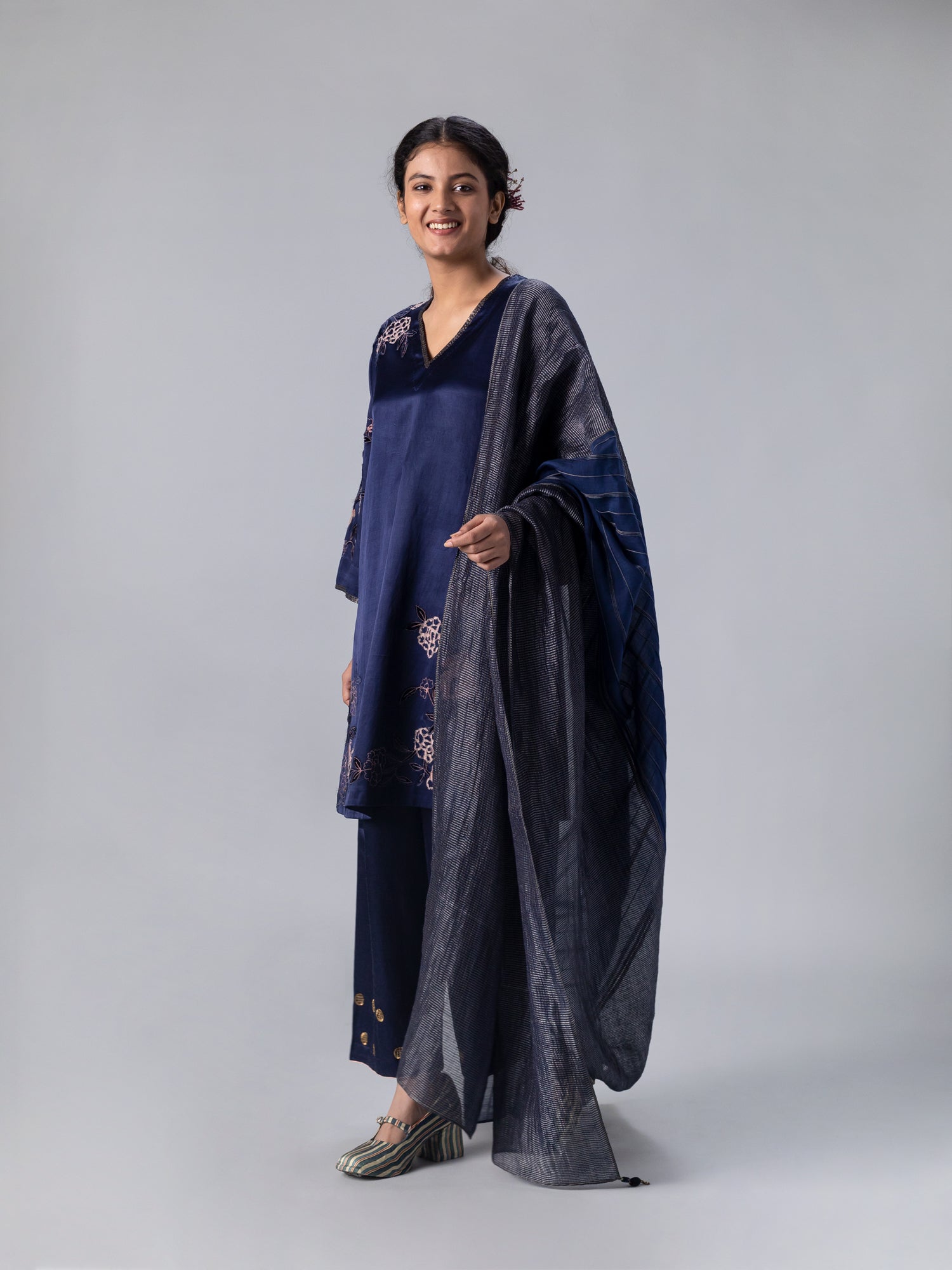 Guzari B Navy Blue Dupatta - CiceroniDupattaShades of India