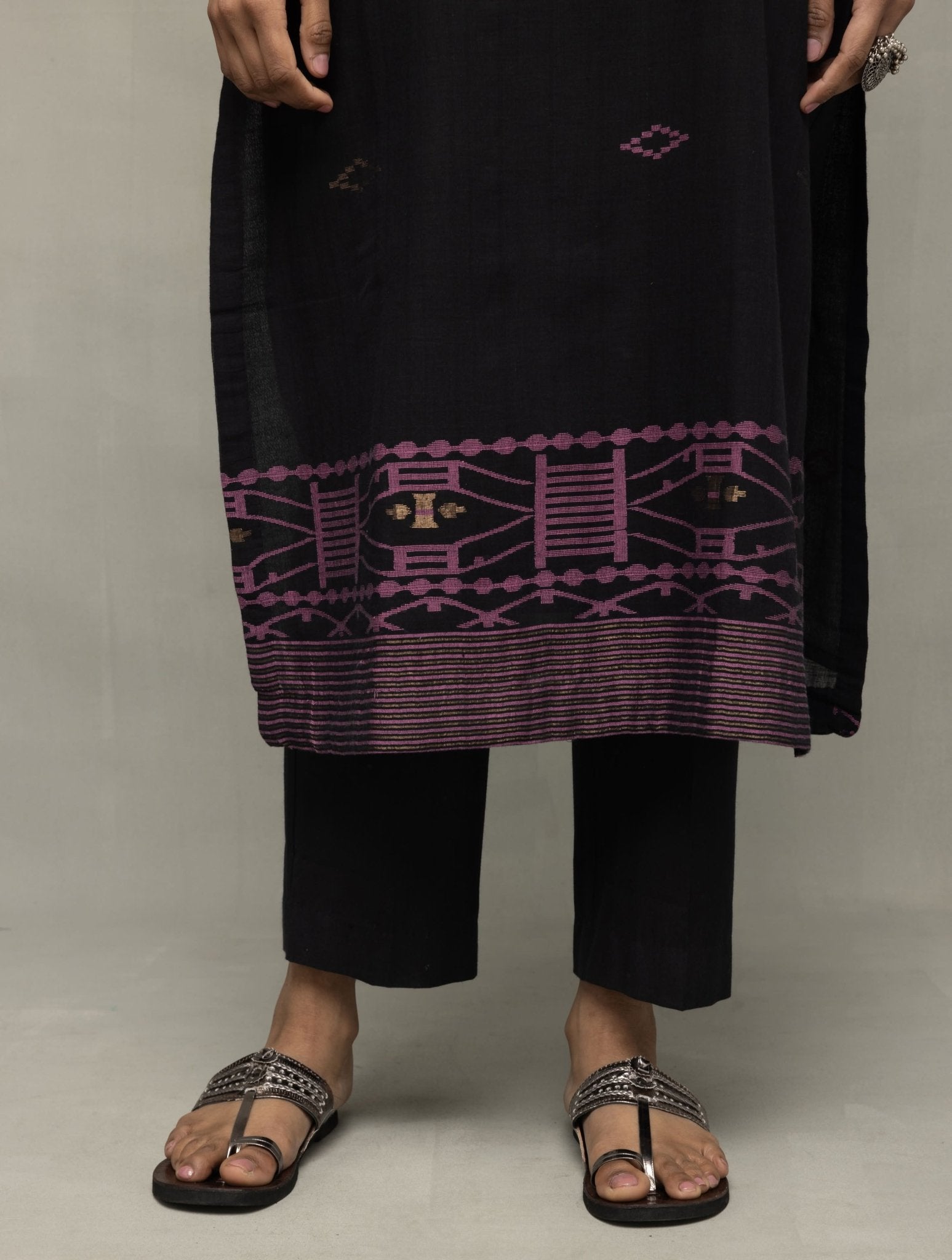 Handloom Black Pure Cotton Yantra Zari Jamdani Kurta Set With Dupatta - CiceroniKurta Set, Everyday WearSutra Art of Clothing