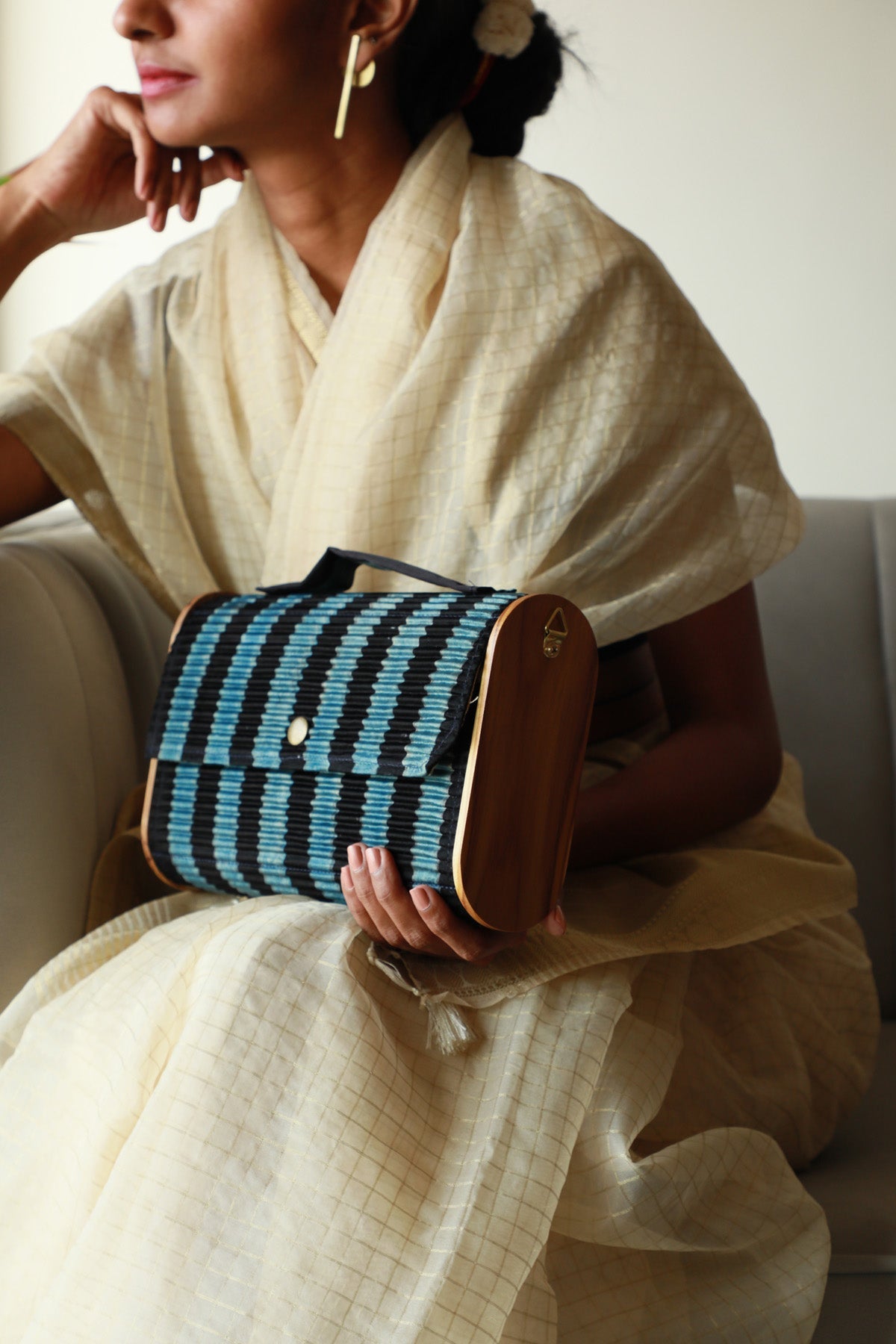 Harir Upcycled Capsule Clutch - CiceroniClutchLukka Chuppi