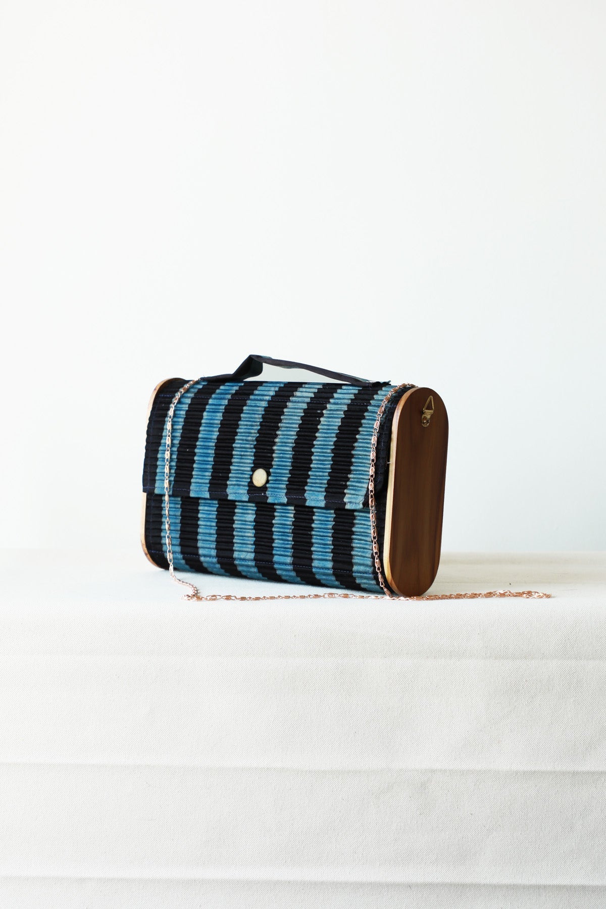 Harir Upcycled Capsule Clutch - CiceroniClutchLukka Chuppi