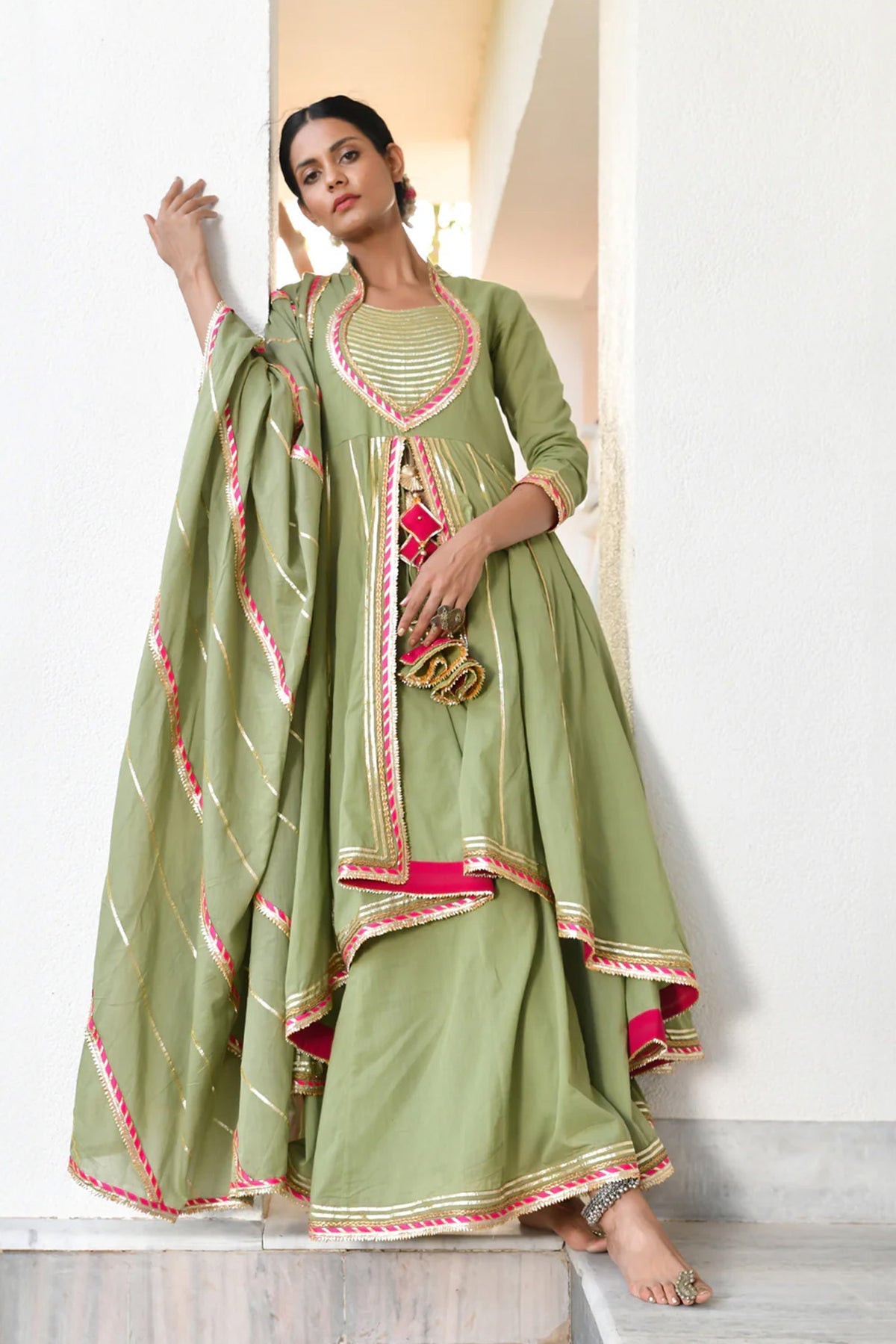 Harit Meera Sharara Set - CiceroniKurta Set, Festive WearOmaana