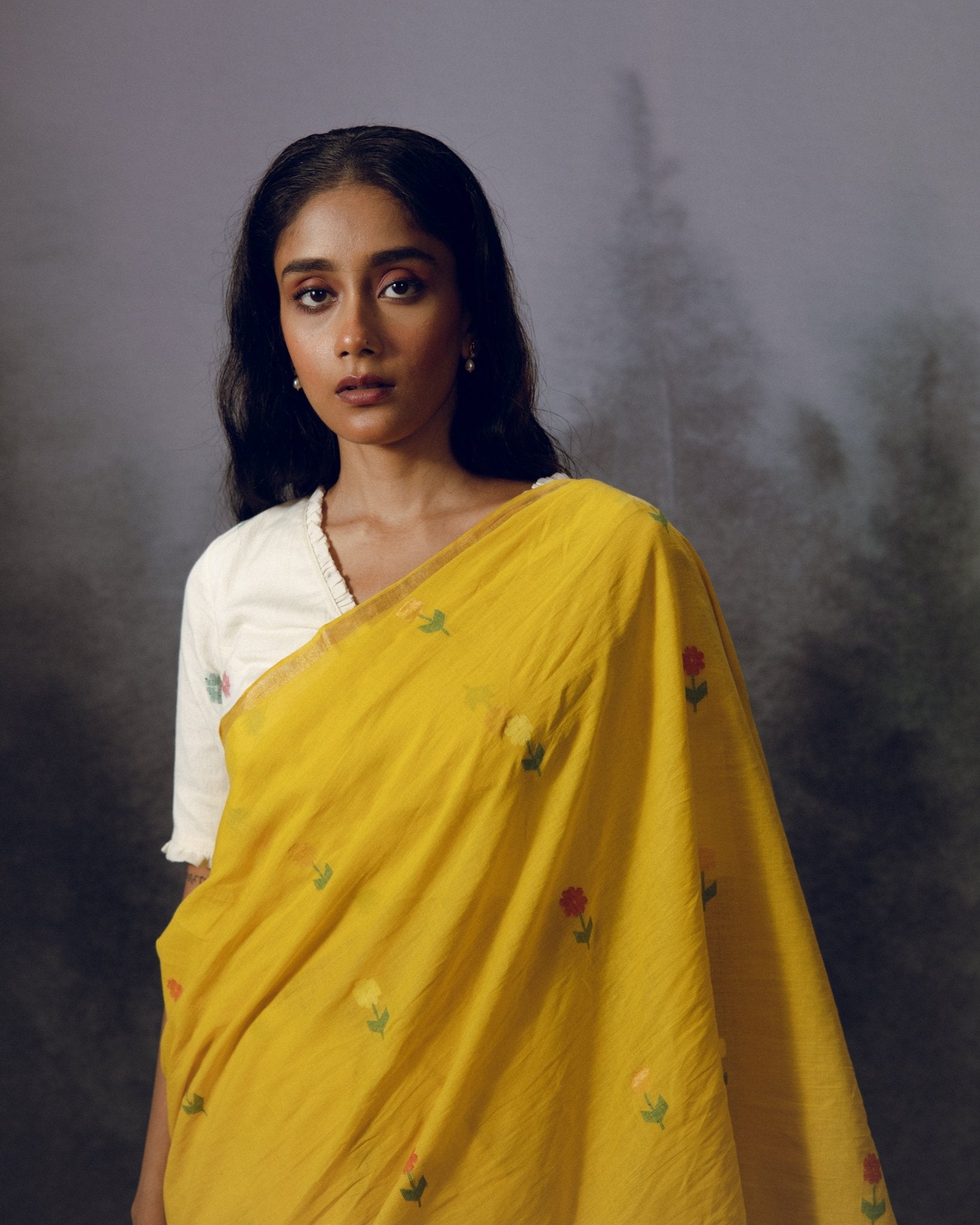 Holud Phool Saree - CiceroniSareeGulmohar Calcutta