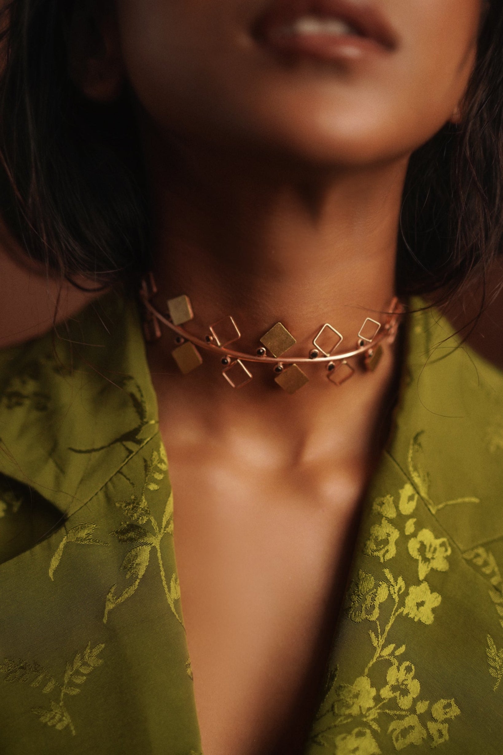 Honeycomb Neck Cuff - CiceroniNecklacePiku