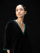 Hoop Black Kaftan - CiceroniKaftanShades of India