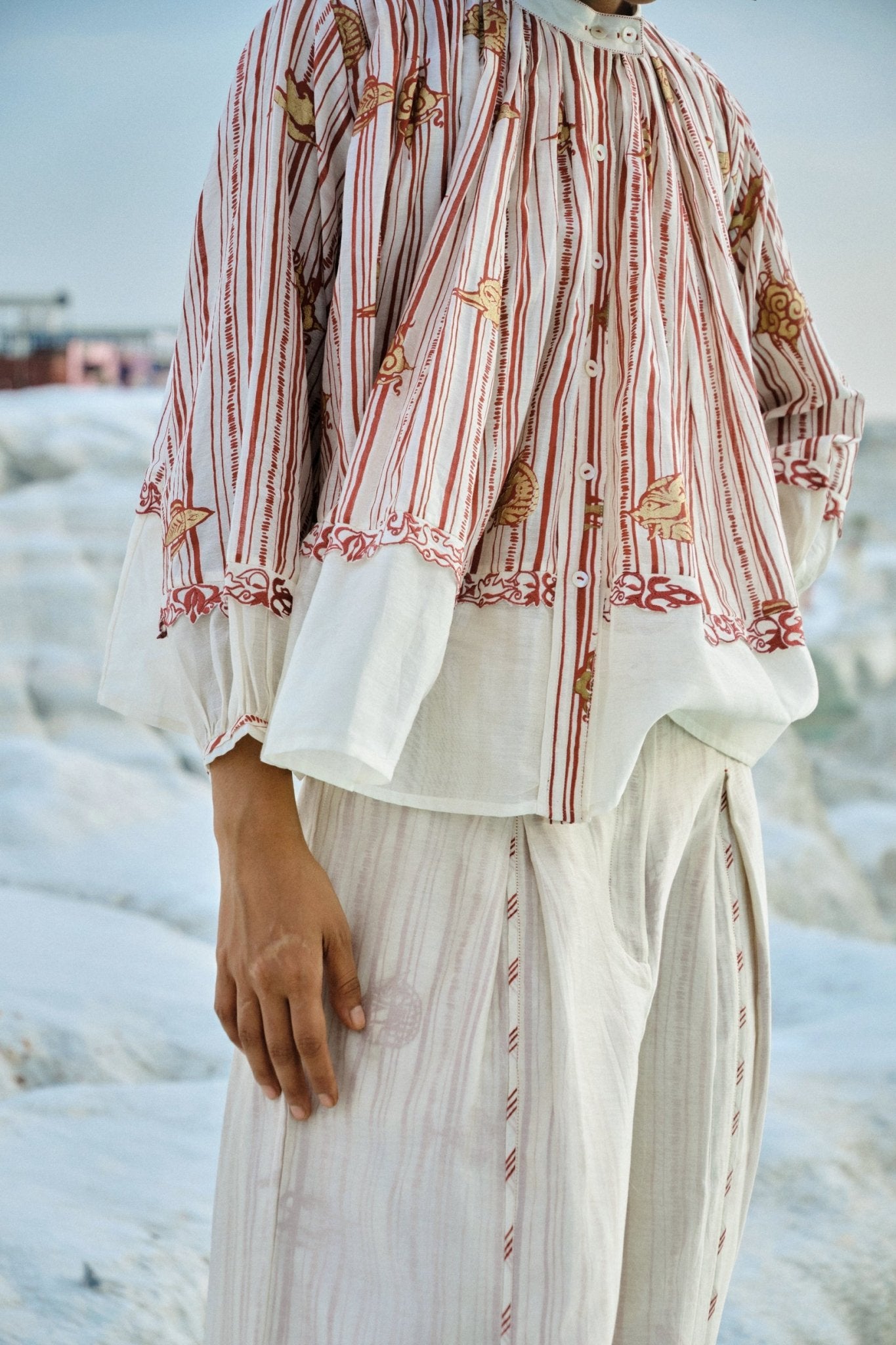 Htet Gathered Top - CiceroniTopsAhmev