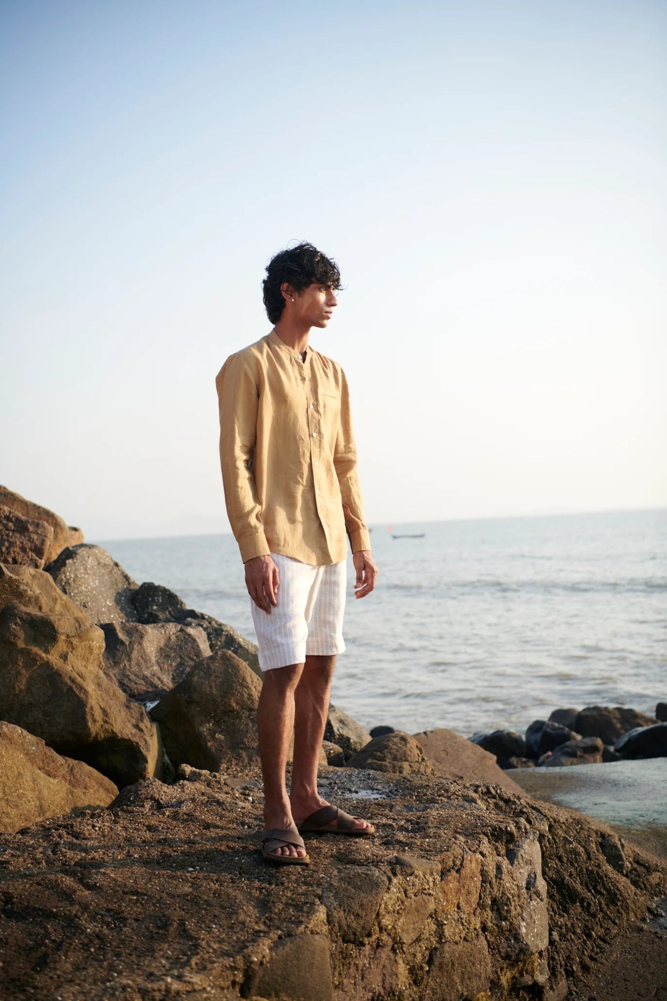 Husk Linen Men's Band Collar Shirt - Slim Fit - CiceroniShirtSaphed