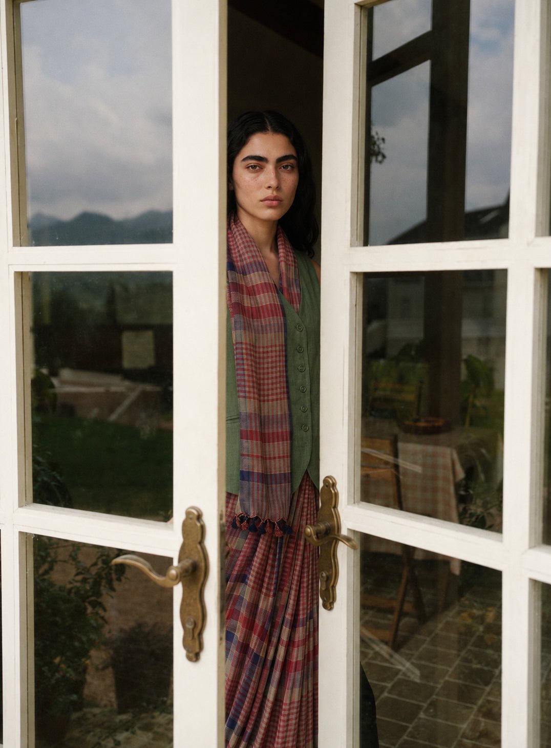 I Am in Love Saree - Paprika Weave - CiceroniSareePaeony