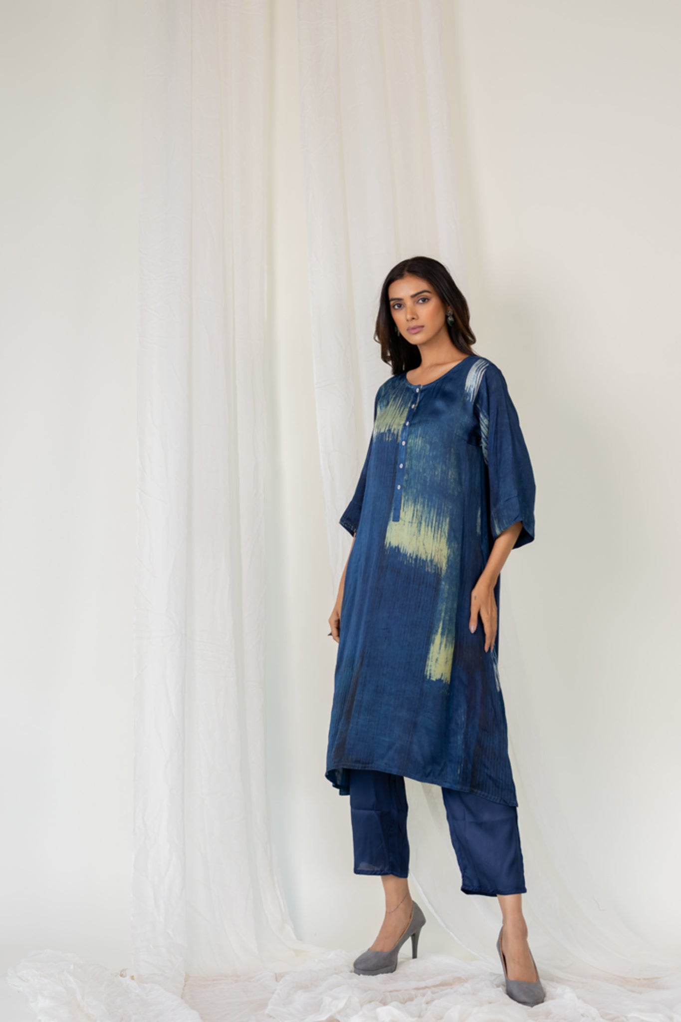 Indigo Hues Tunic - CiceroniTunicsMaidaan