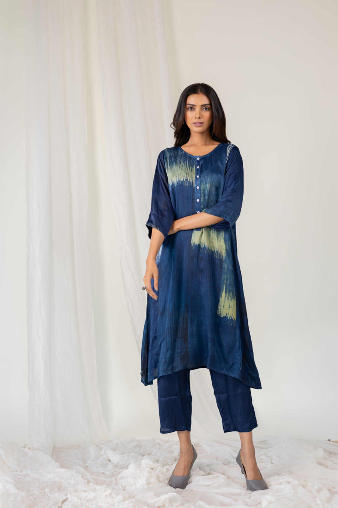 Indigo Hues Tunic - CiceroniTunicsMaidaan