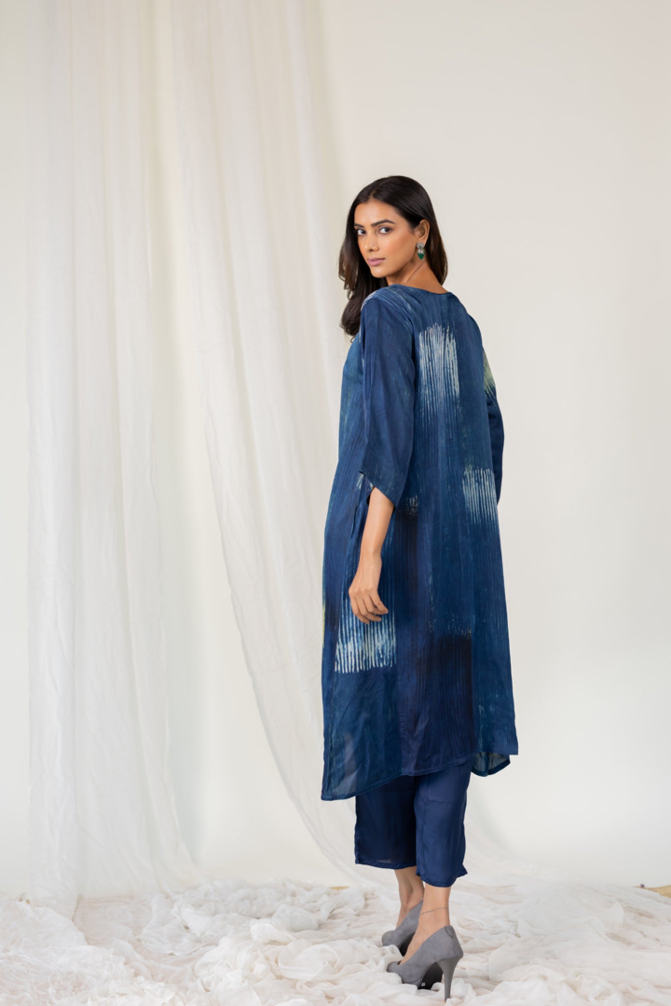 Indigo Hues Tunic - CiceroniTunicsMaidaan