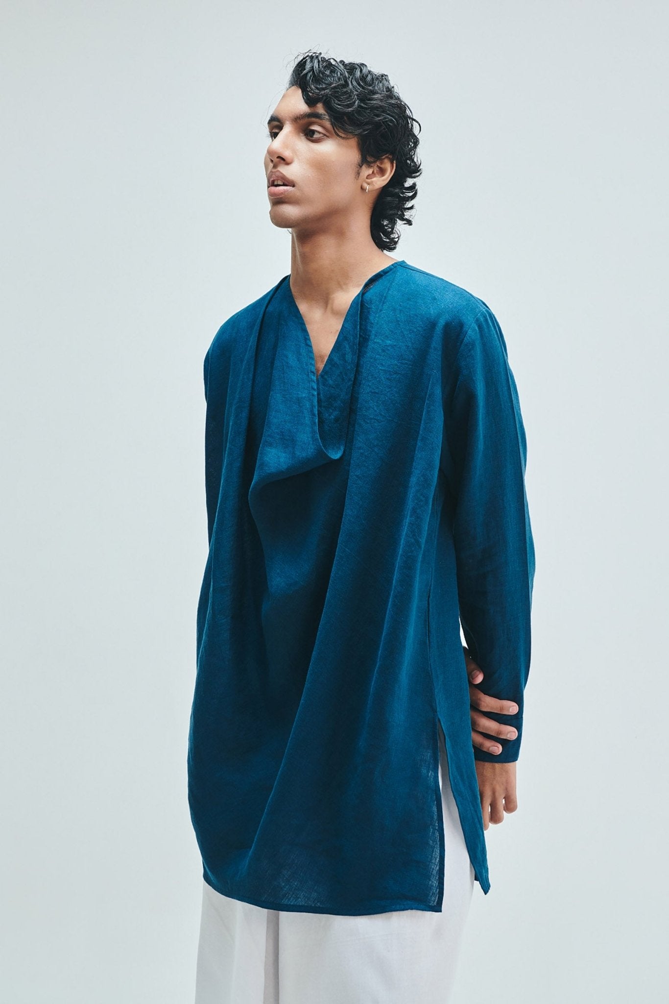 Indigo Linen Men's Cowl Neck Kurta - CiceroniKurtaSaphed