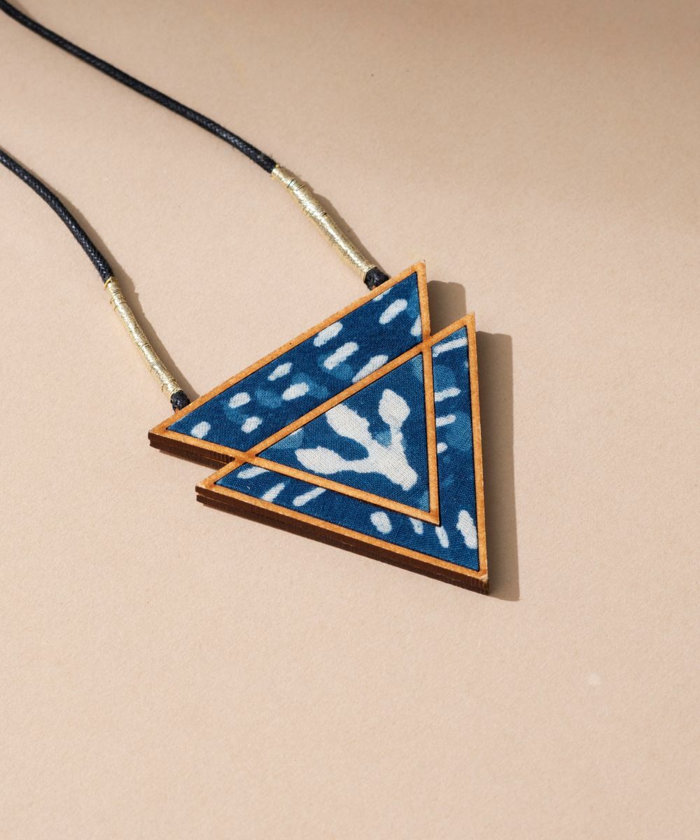 Indigo Triangular Necklace - CiceroniNecklaceWhe by Abira