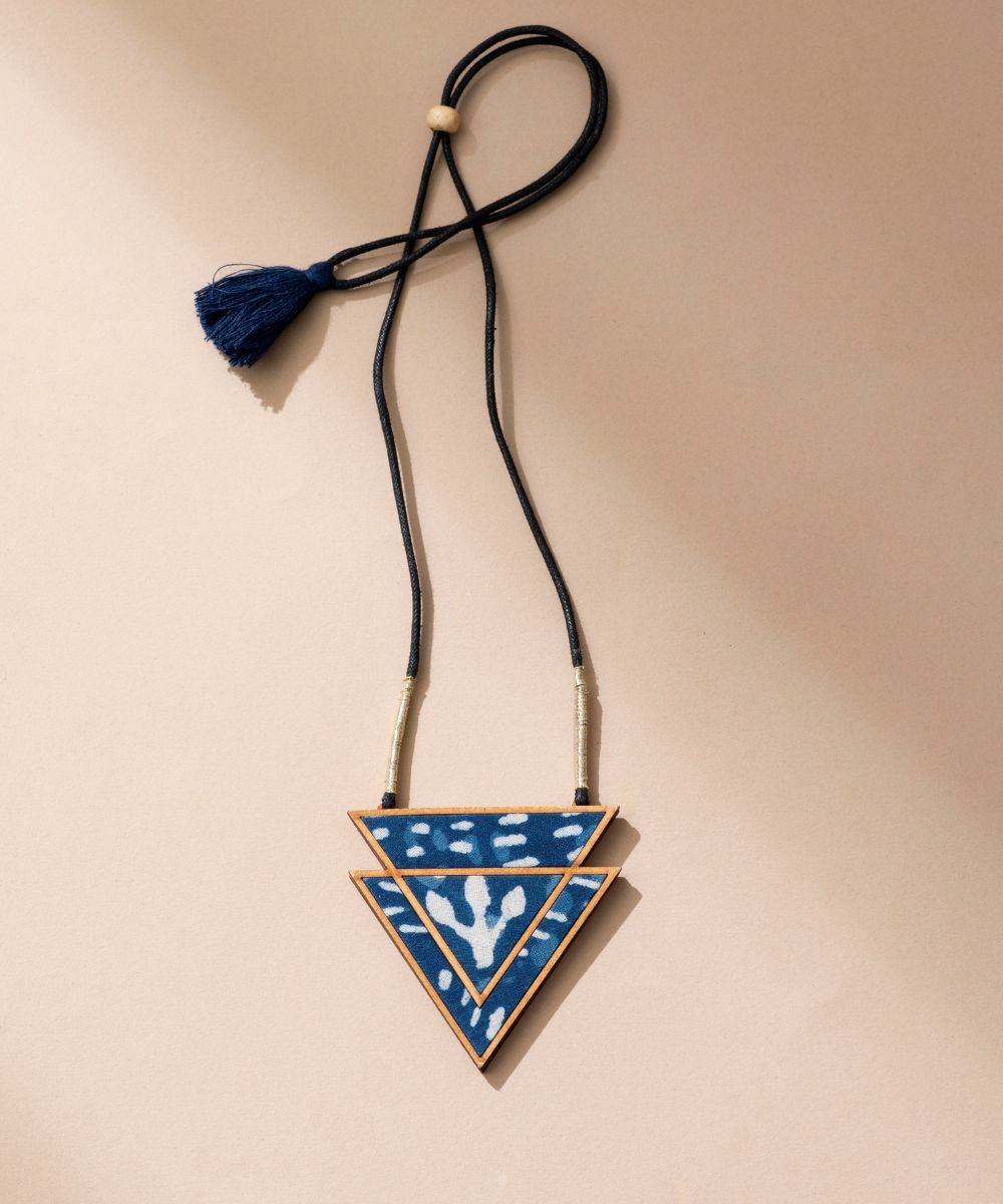 Indigo Triangular Necklace - CiceroniNecklaceWhe by Abira