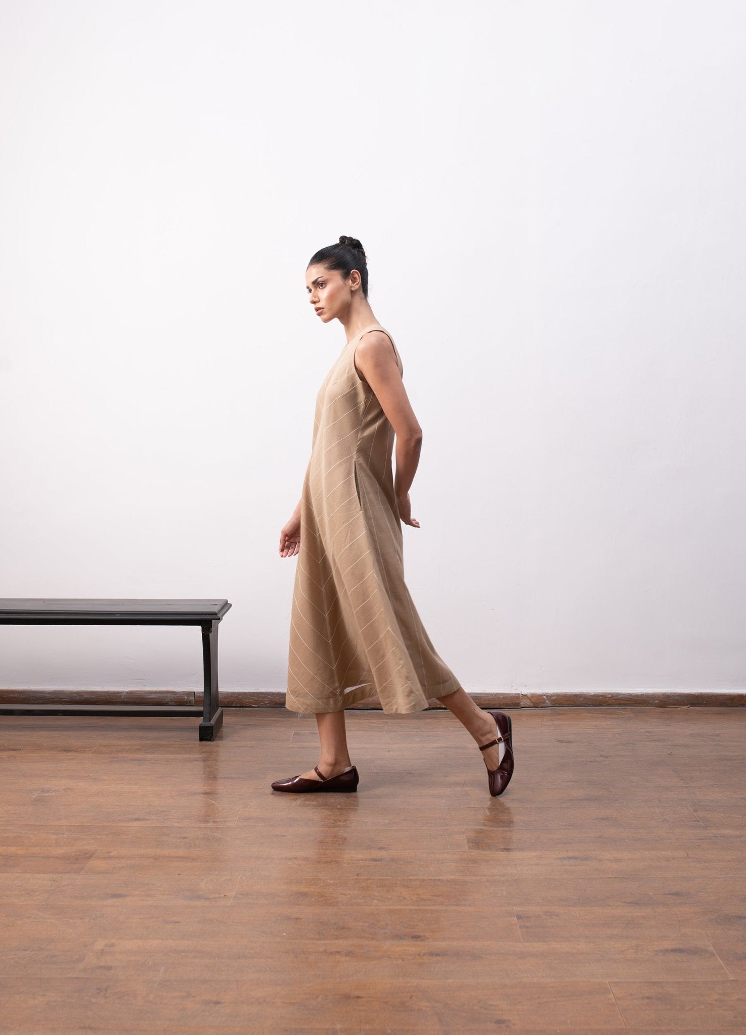 Ingrid Layered Dress - Warm Beige - CiceroniDressesHiranya