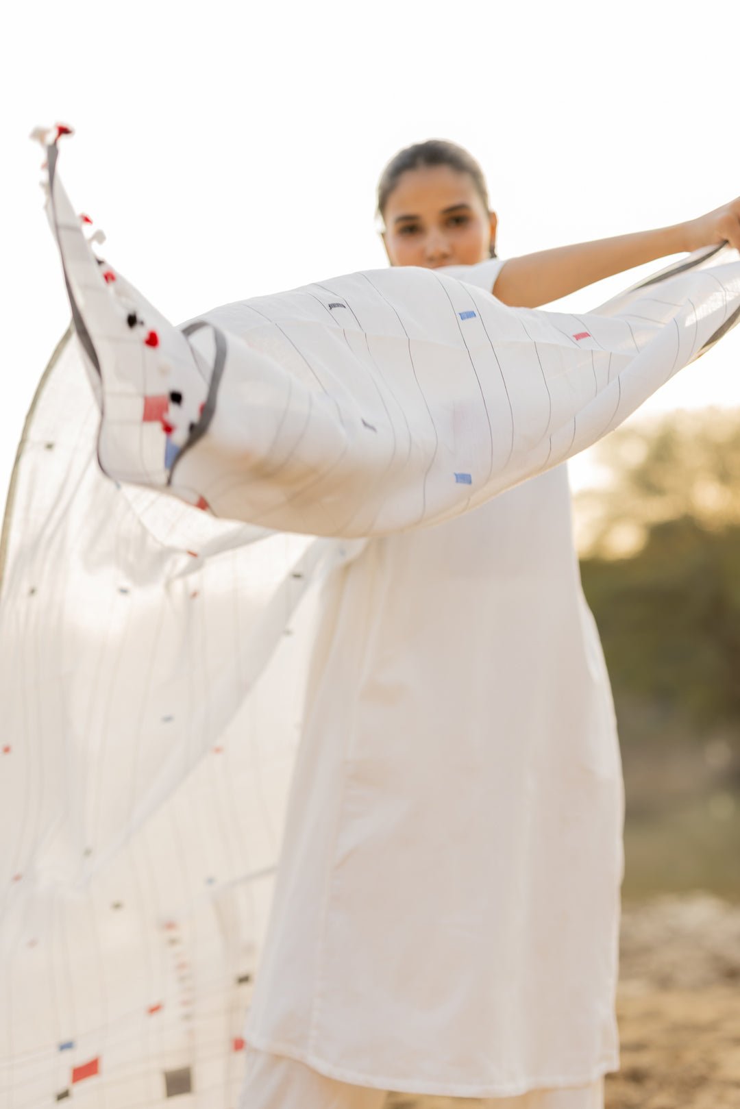 Ivory Grace Kurta Set with Jaamdani Dupatta - CiceroniKurta Set, Everyday WearMaidaan