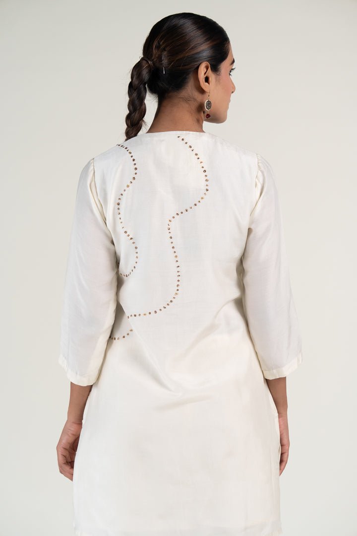 Ivory Mehr Kurta Set with Ayra Odhani - CiceroniKurta Set, Festive WearNirjara