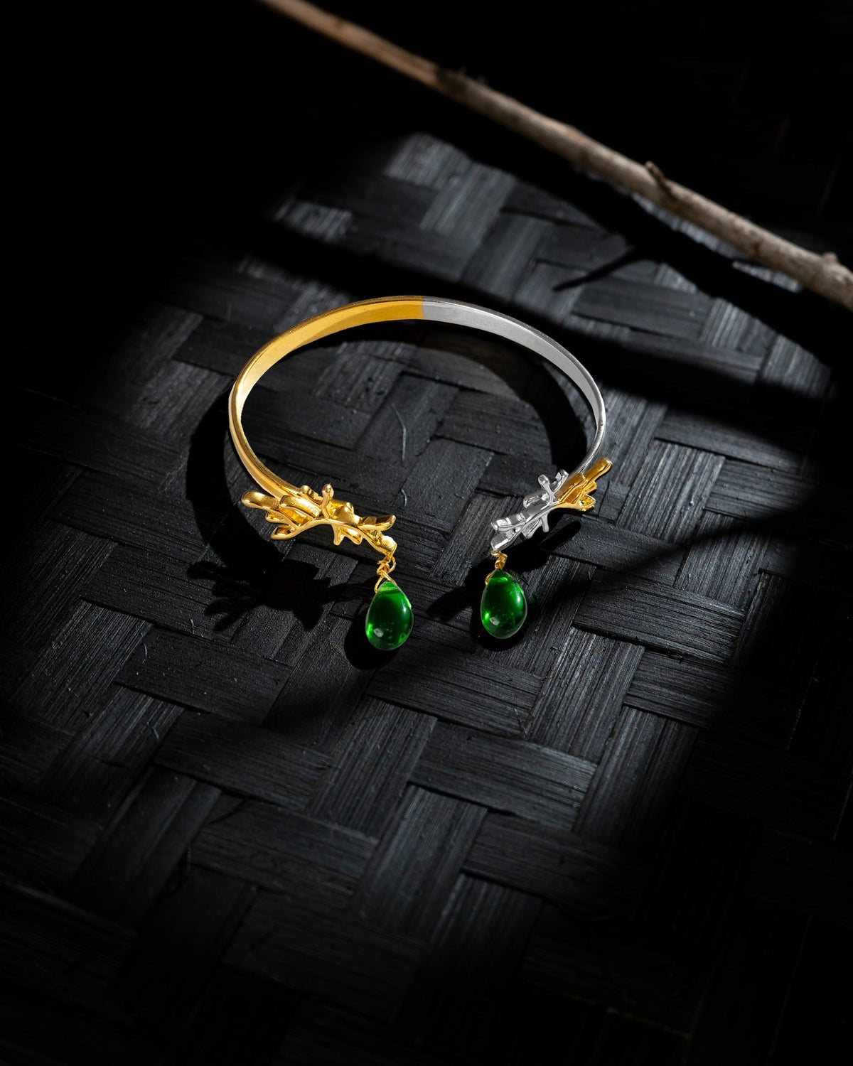 Jharkhali emerald bracelet - CiceroniBraceletNIA