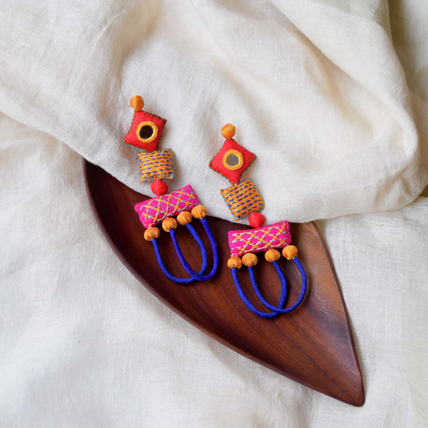 Jhilmil earrings - CiceroniEarringPaulami