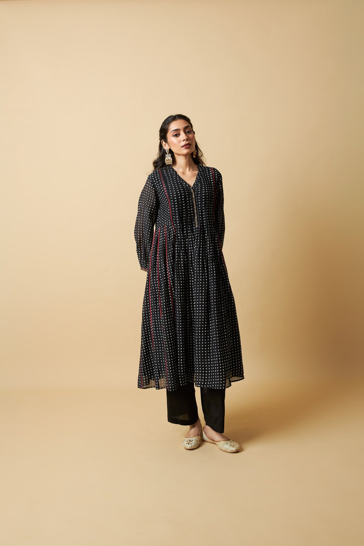Kaali Phuljhadi Embroidered Kurta Set- Set of 2 - CiceroniKurta SetPants and Pajamas
