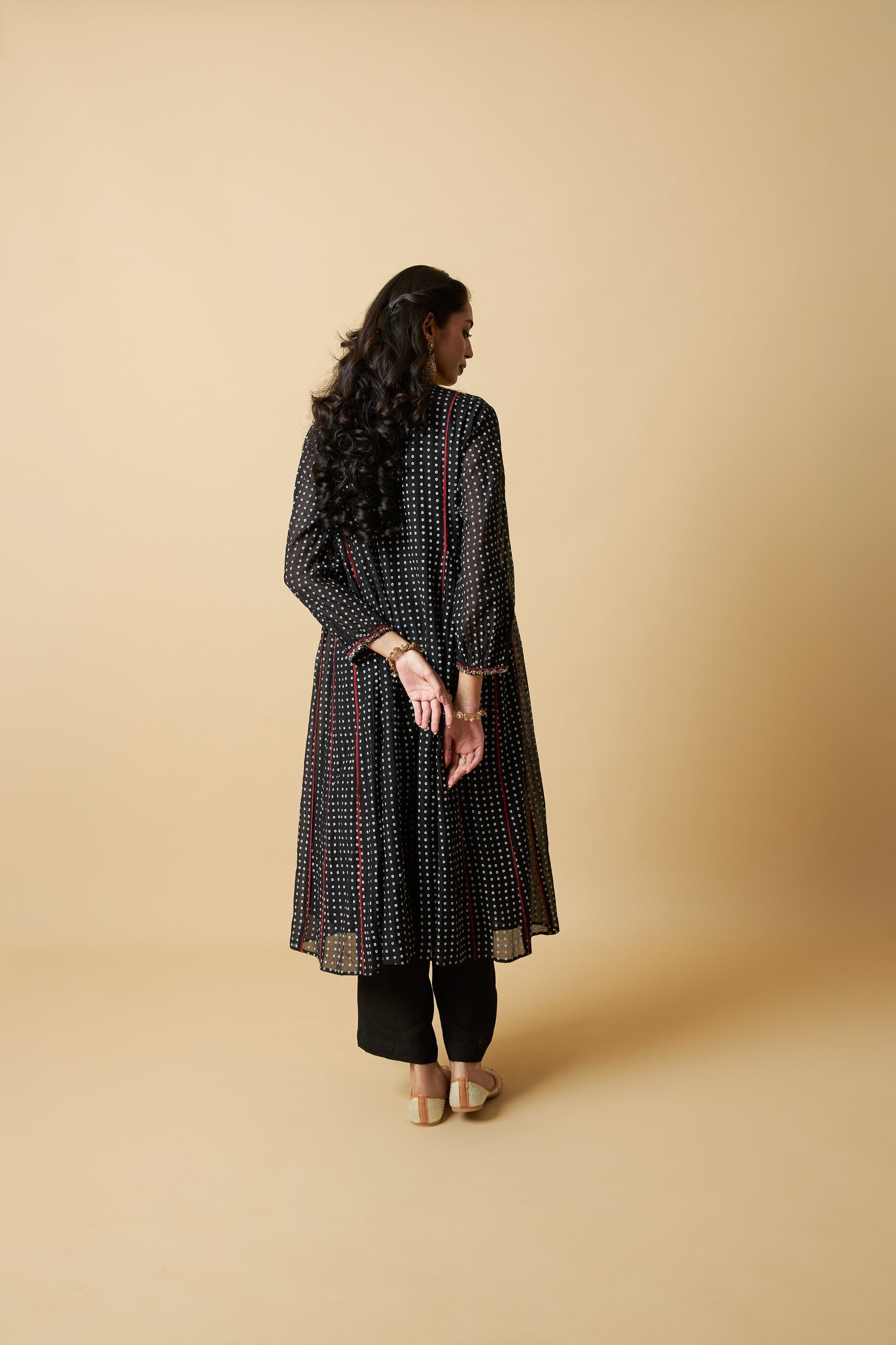 Kaali Phuljhadi Embroidered Kurta Set- Set of 3 - CiceroniKurta Set, Festive WearPants and Pajamas