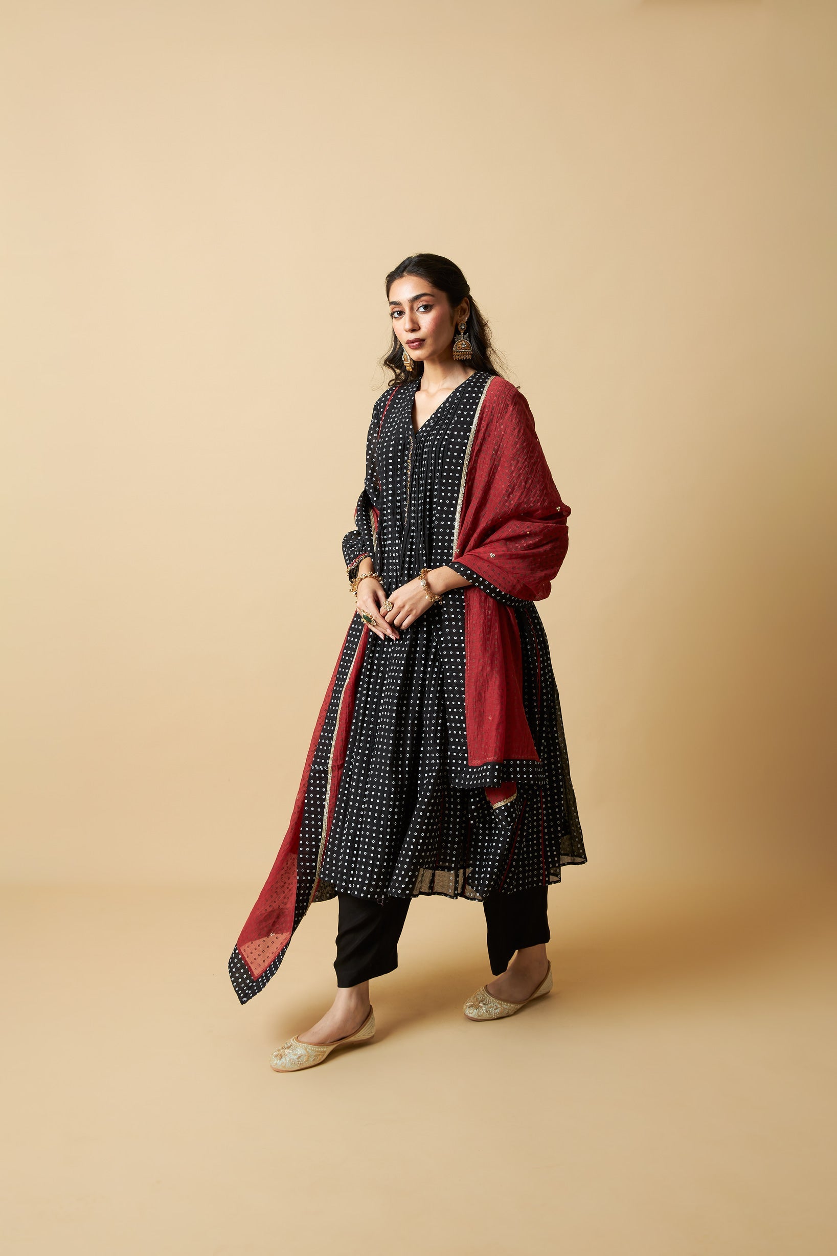 Kaali Phuljhadi Embroidered Kurta Set- Set of 3 - CiceroniKurta Set, Festive WearPants and Pajamas
