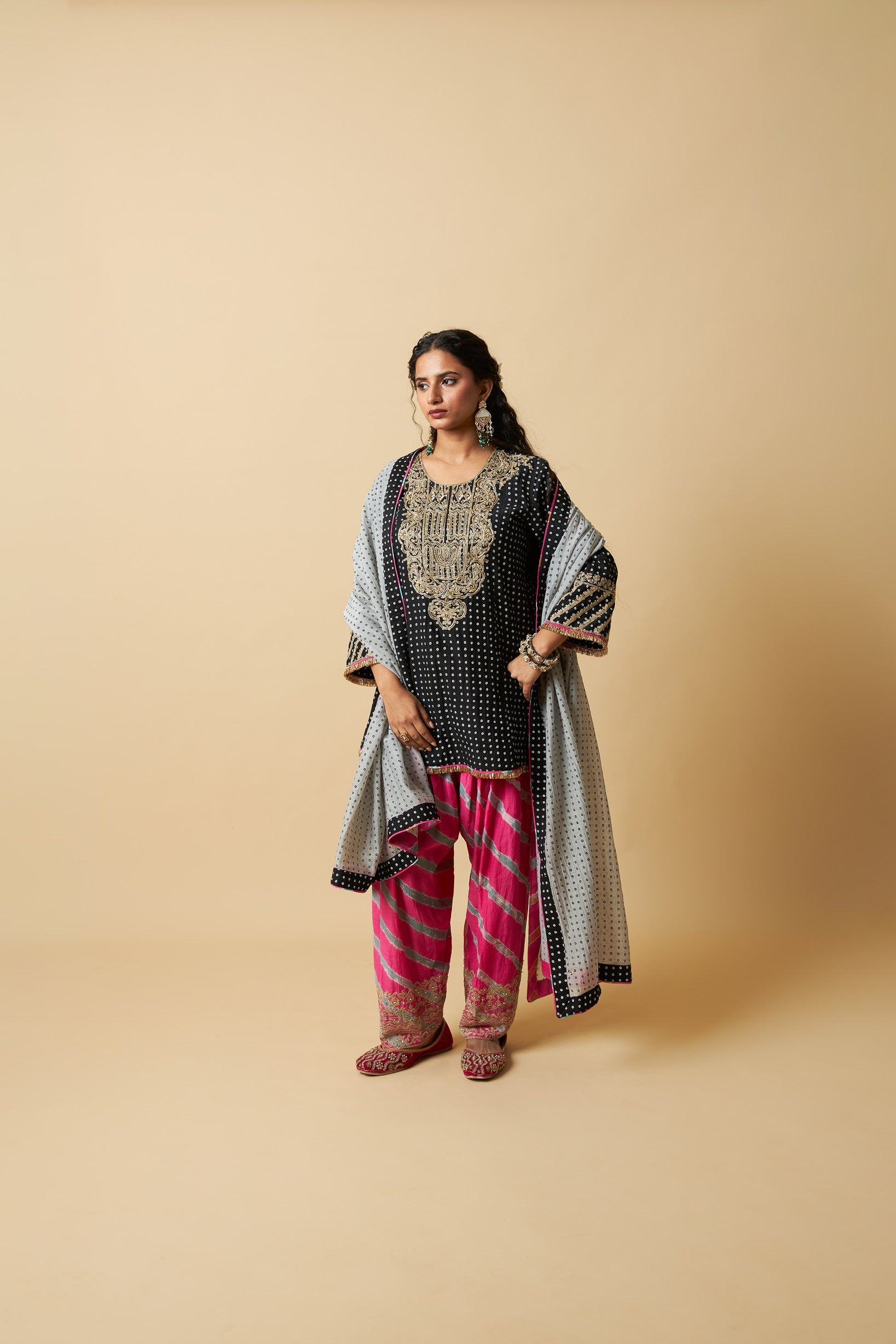 Kaali Rangili Embroidered Dupatta - CiceroniDupattaPants and Pajamas