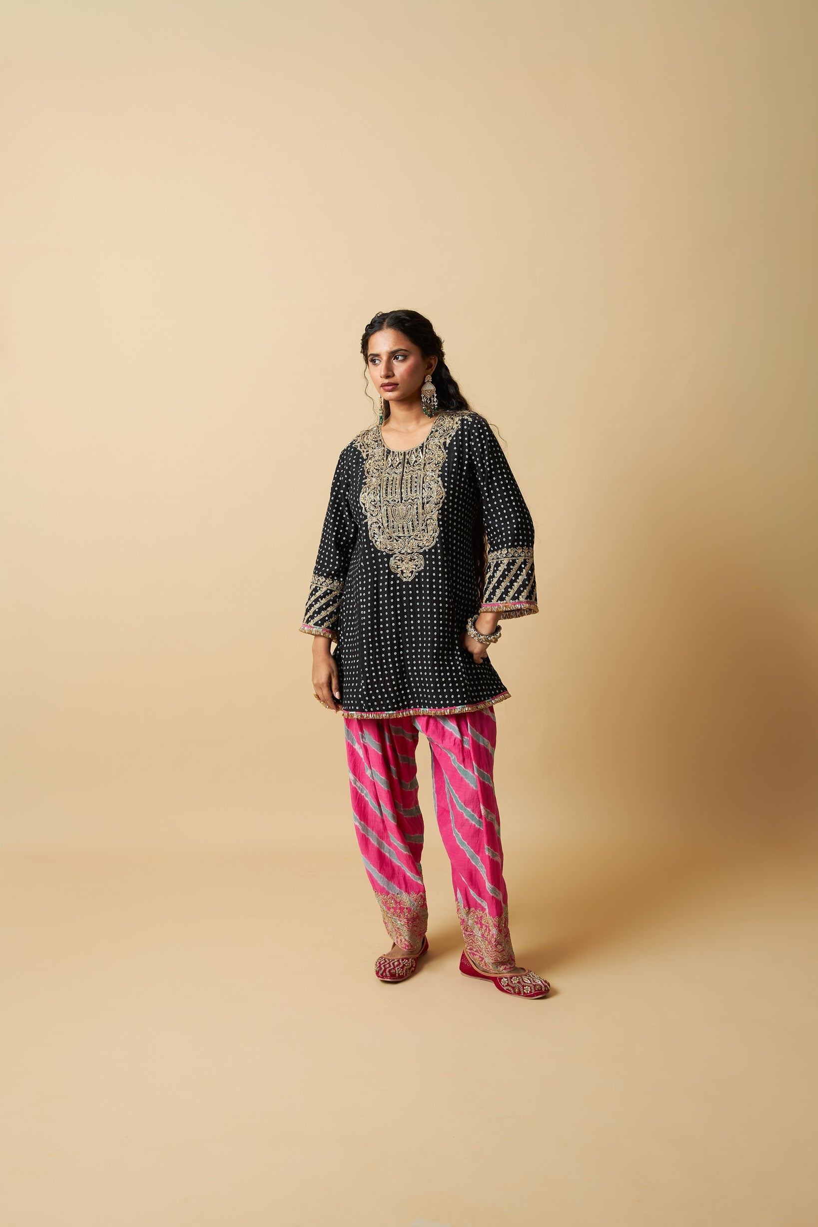 Kaali Rangili Embroidered Kurta Set- Set of 2 - CiceroniKurta Set, Festive WearPants and Pajamas