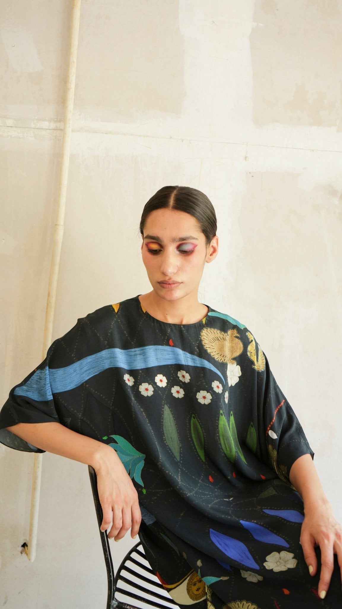 Kaftaan Dress In Chetti Black Crepe - CiceroniDressesNIKYTA