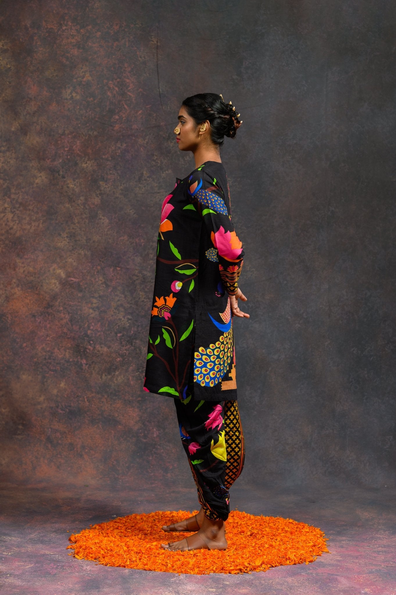 Kalamkari Black Kurta Set - CiceroniKurta SetsPrachi Kamat