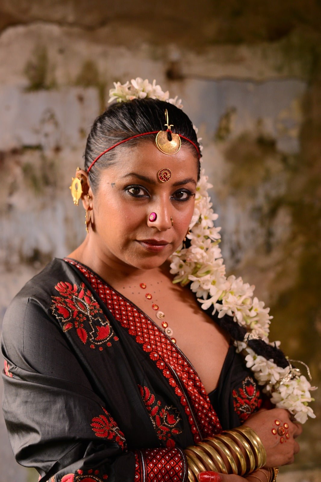 Kamakhya Bindi - The Divine Bold - CiceroniBindiThe Bindi Project