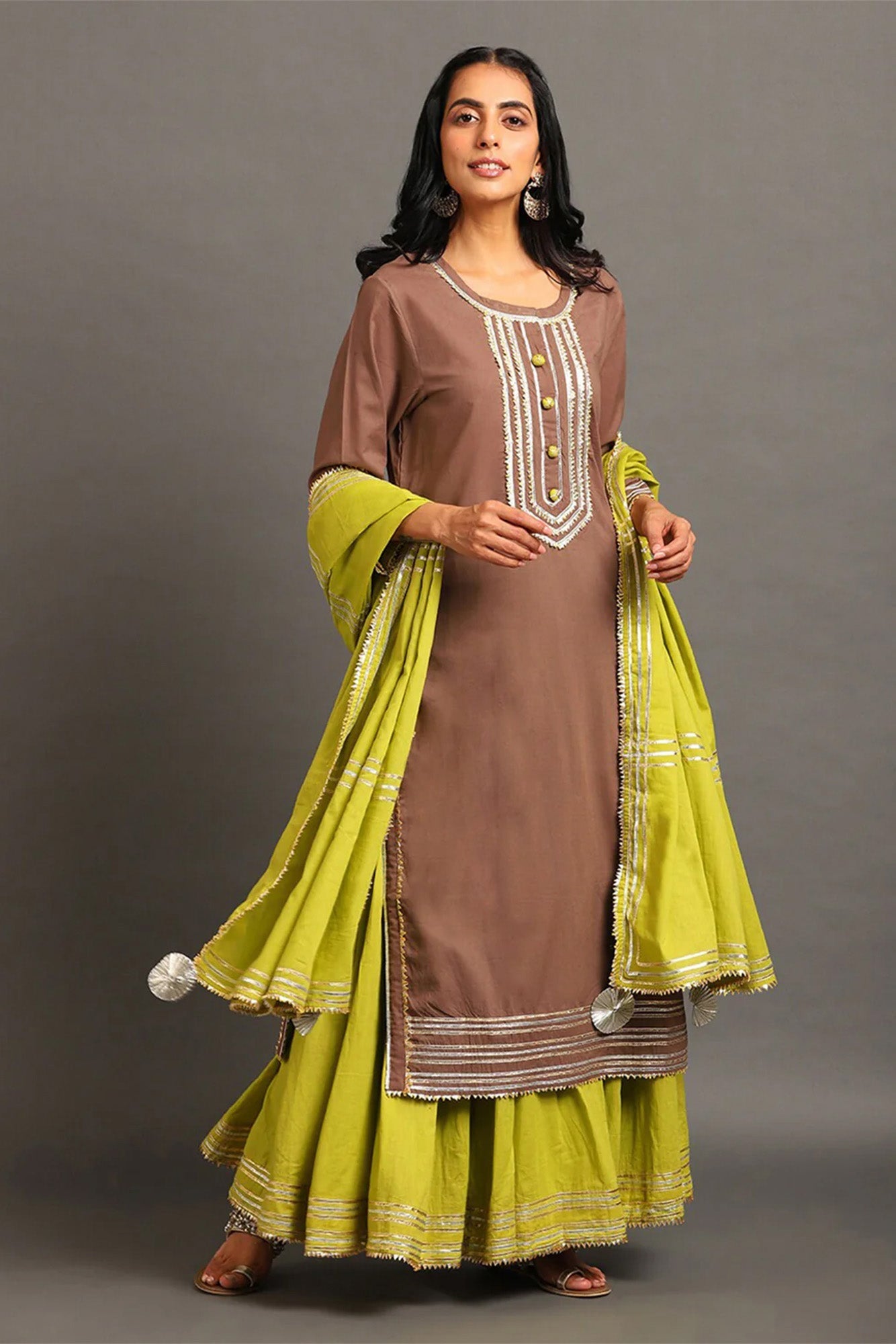 Kaynaat Kurta Ghaghri Set - CiceroniKurta Set, Festive WearOmaana