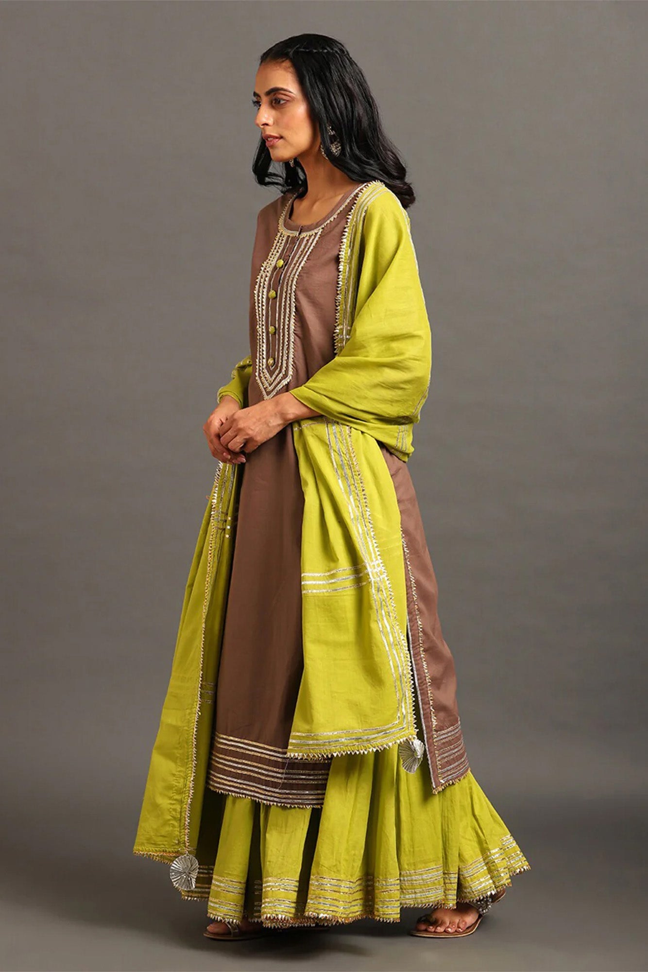 Kaynaat Kurta Ghaghri Set - CiceroniKurta Set, Festive WearOmaana