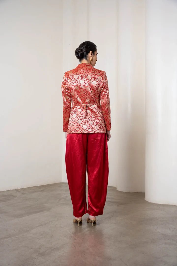 Kelly Blazer - CiceroniBlazersShriya Singhi