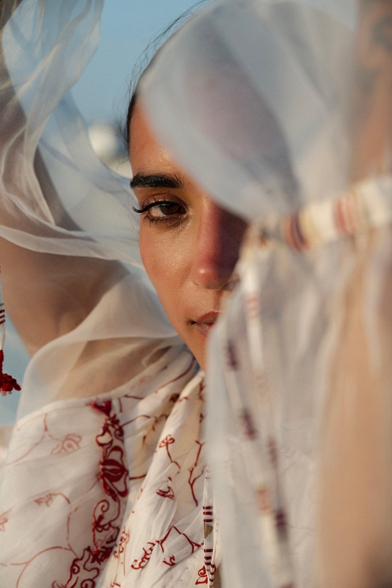 Khin Yoke Top - CiceroniTopsAhmev