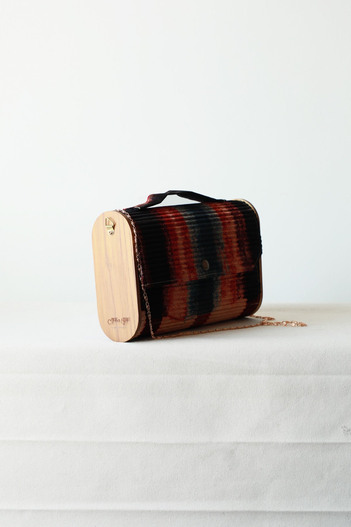 Kinu Upcycled Capsule Clutch - CiceroniClutchLukka Chuppi