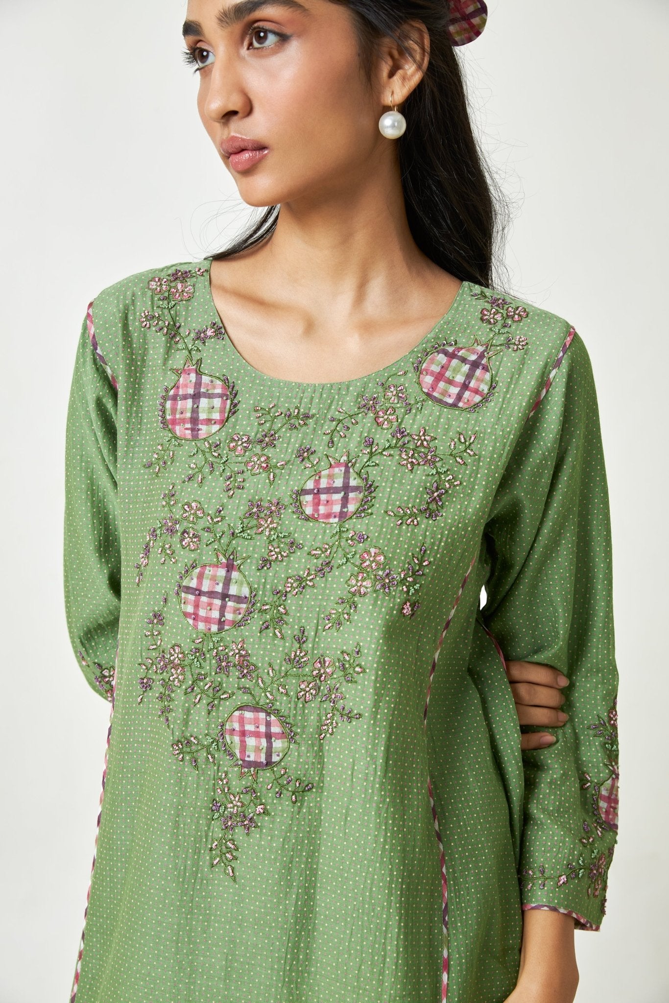 Kiwi Mist Embroidered Kurta Set with Dupatta - CiceroniKurta SetPants and Pajamas